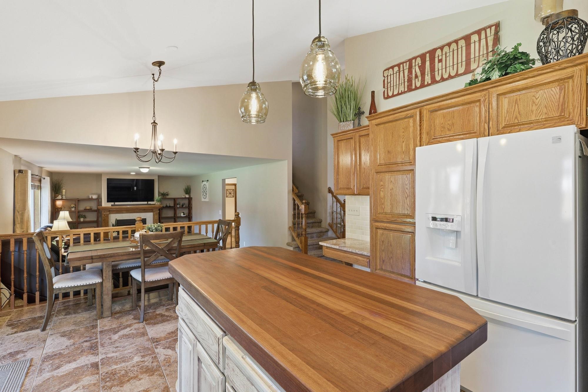 1013 E Blackhawk Dr - Photo 12