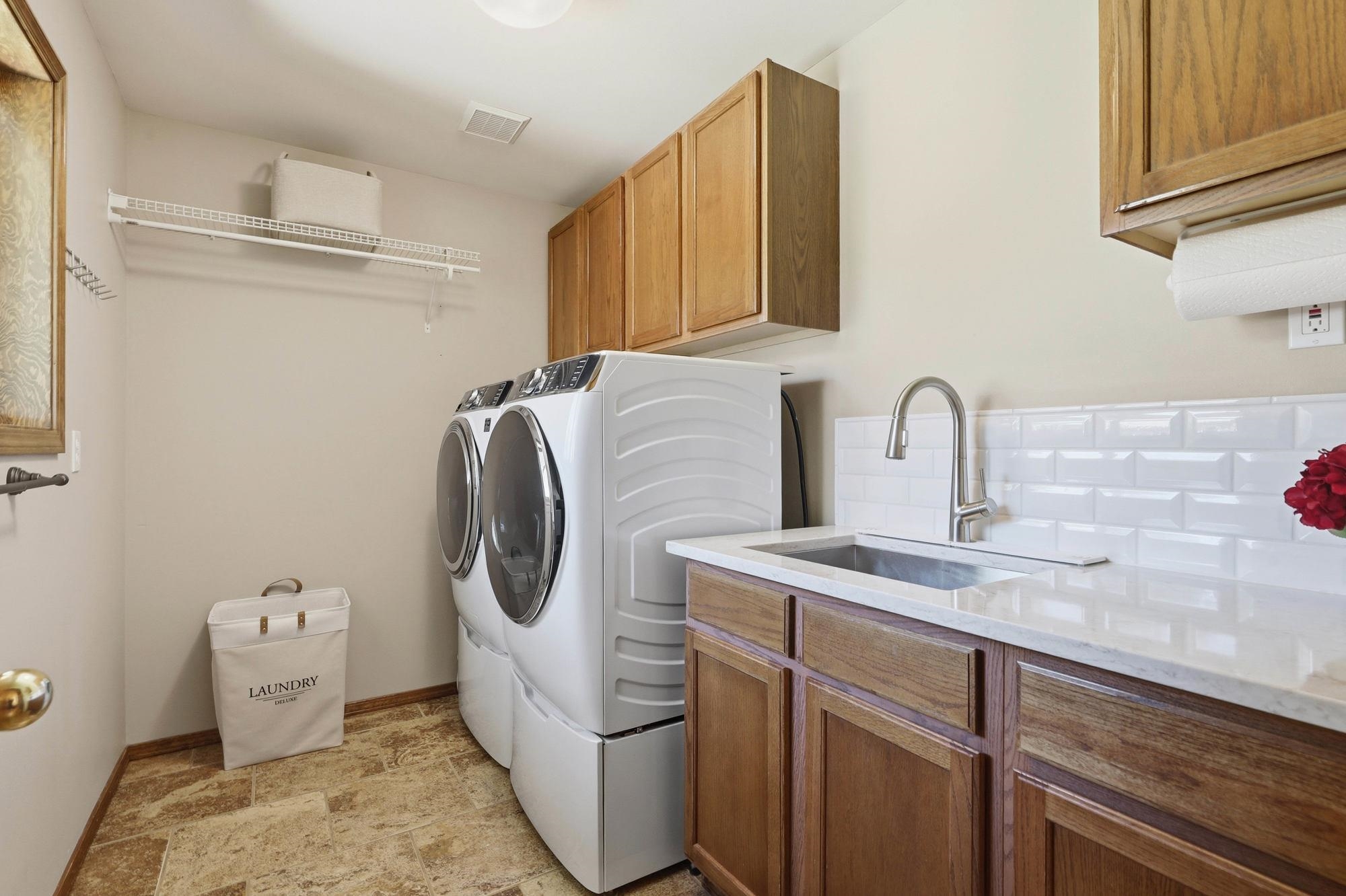 1013 E Blackhawk Dr - Photo 22
