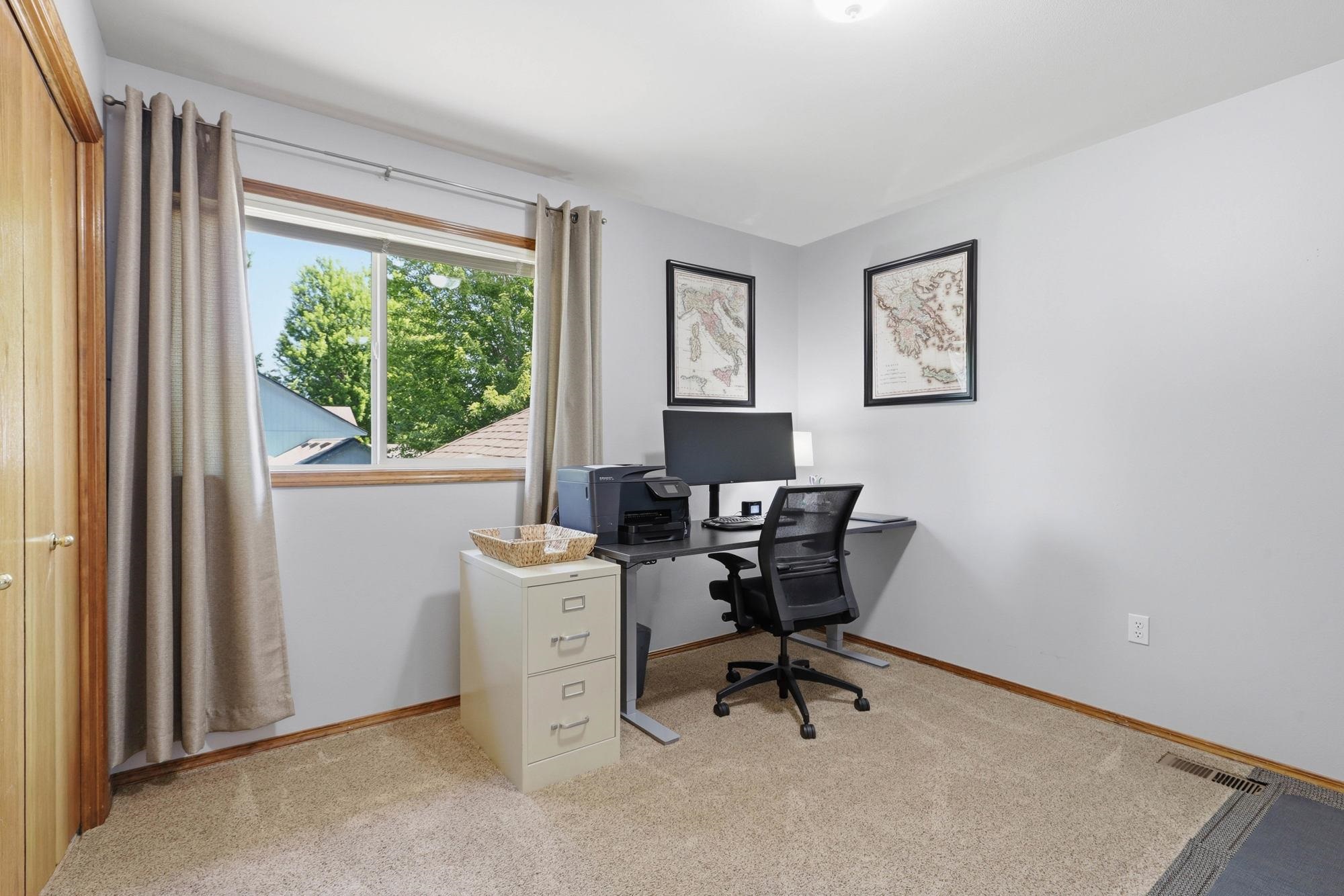 1013 E Blackhawk Dr - Photo 29