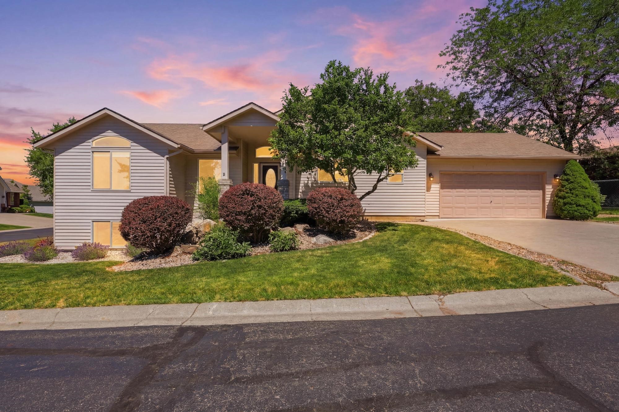 5127 E Glenngrae Ln - Photo 1