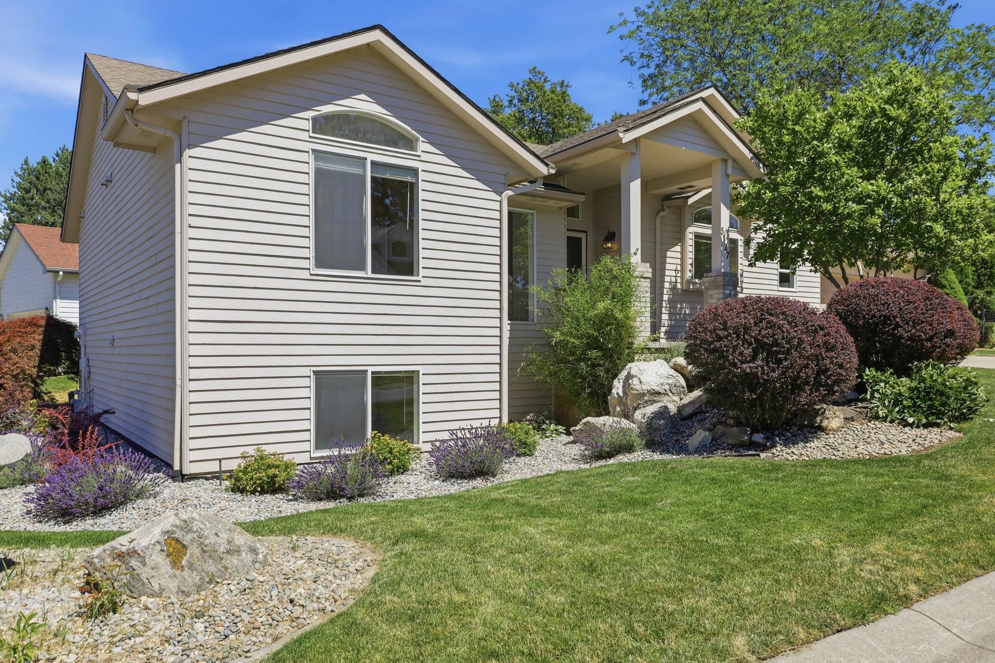 5127 E Glenngrae Ln - Photo 3