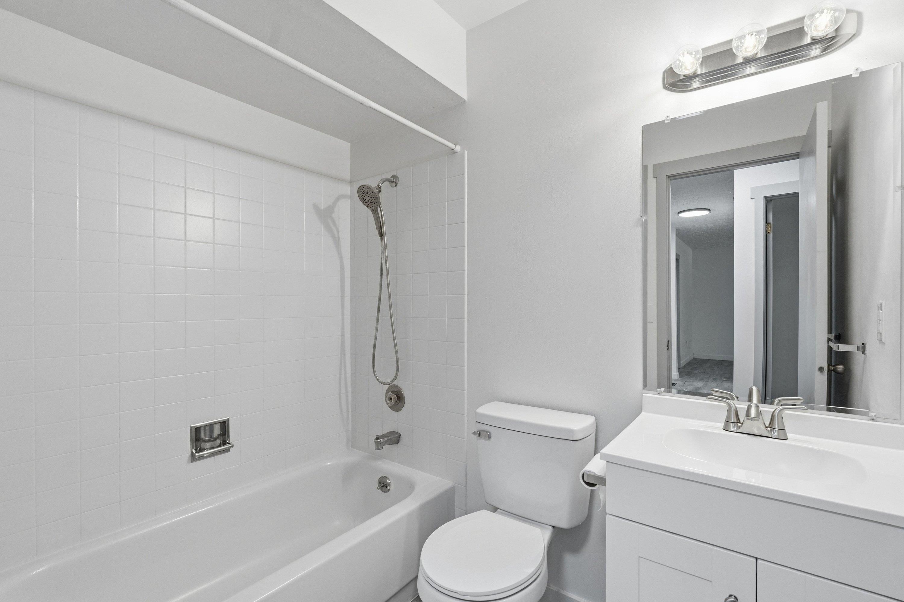 10906 E 17th Ave - Photo 11