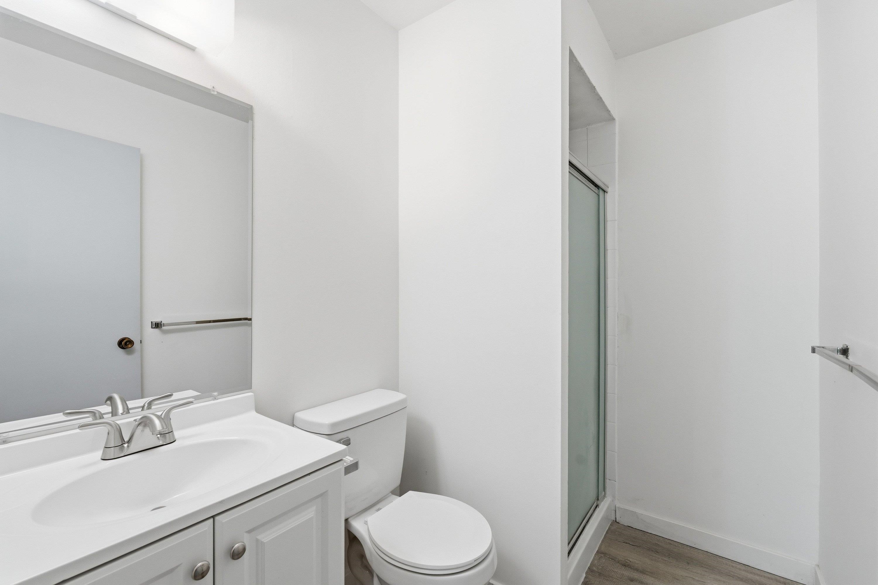 10906 E 17th Ave - Photo 14