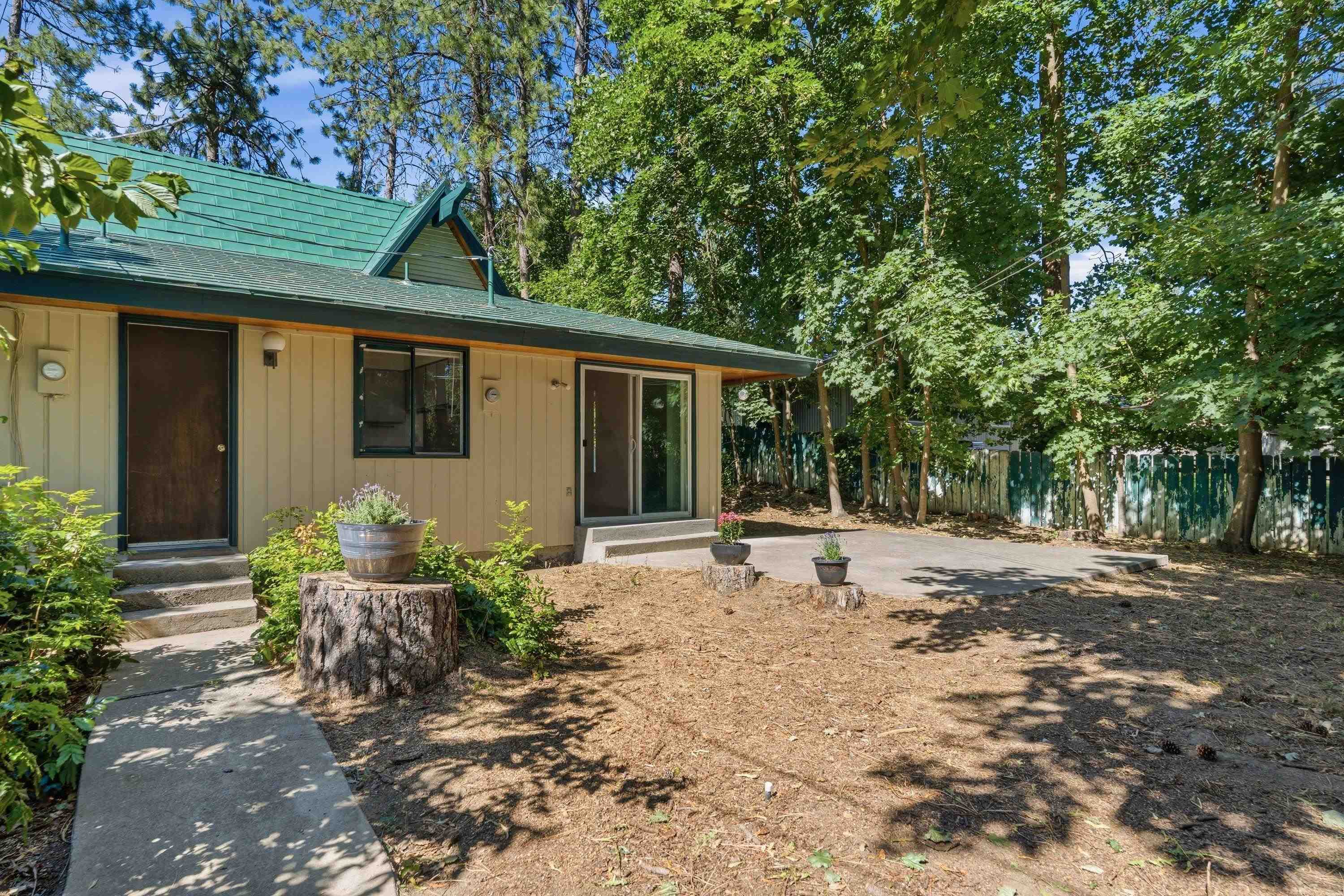 10906 E 17th Ave - Photo 31