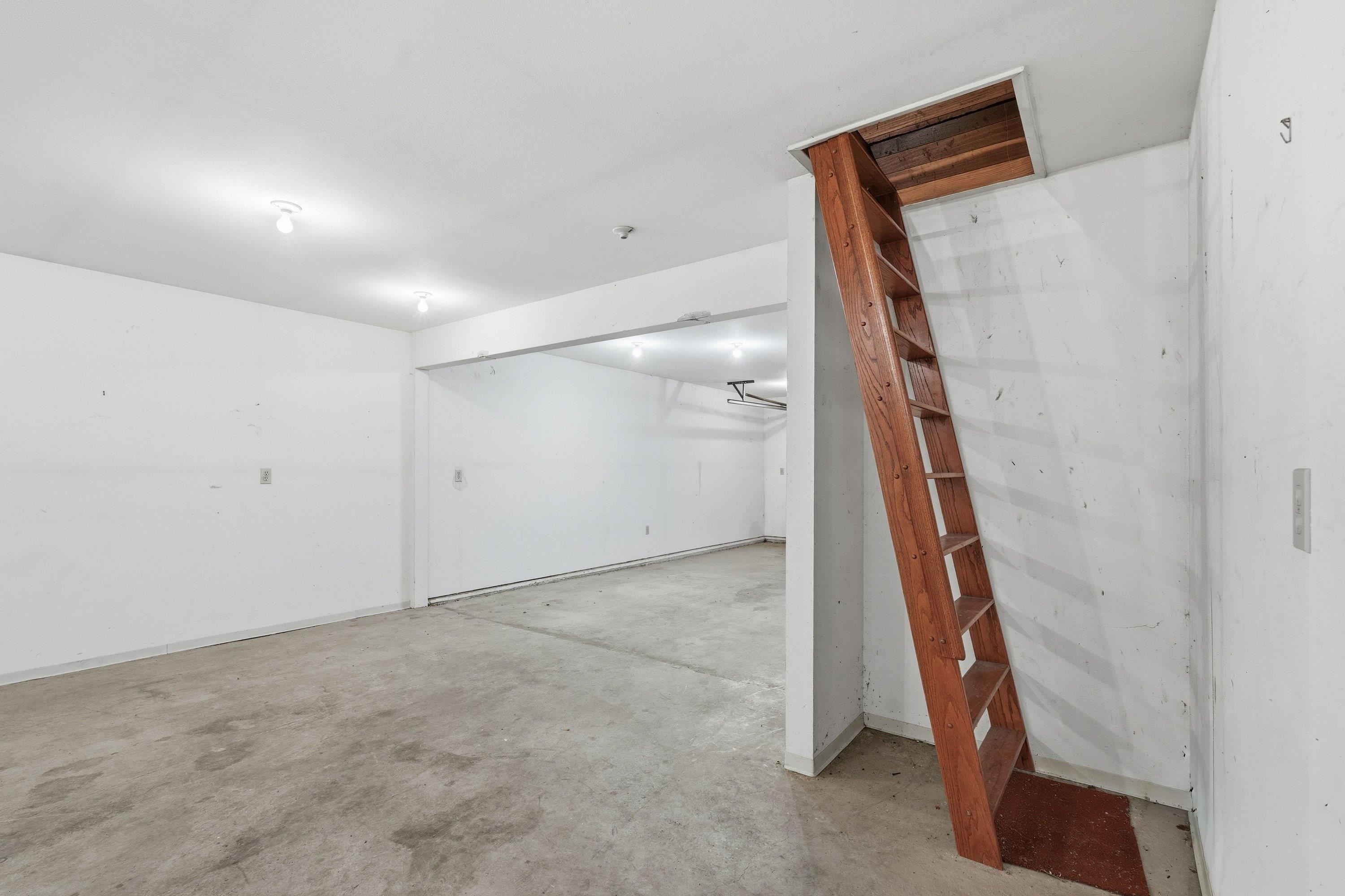 10906 E 17th Ave - Photo 28