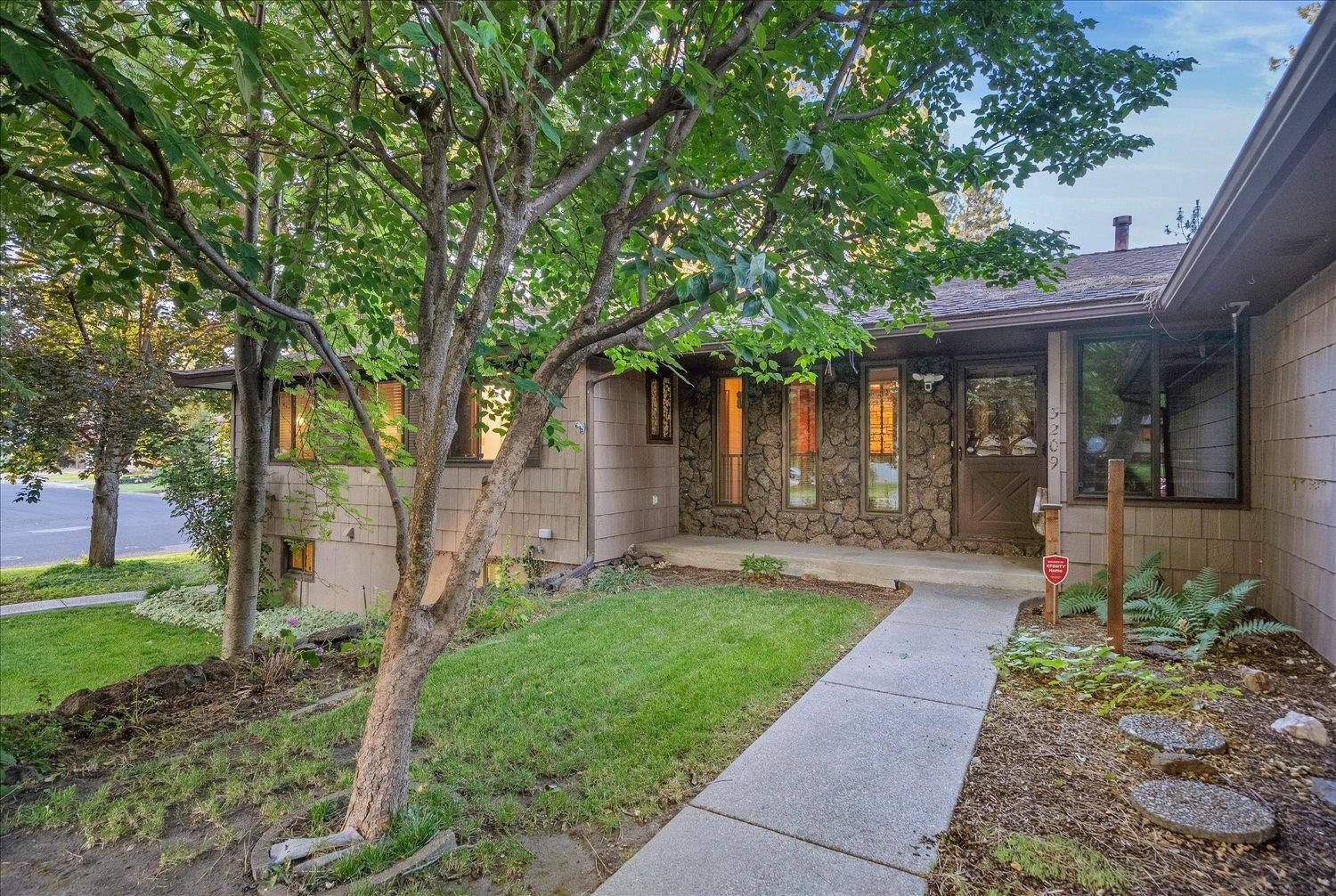 5209 W Myrtlewood Ct - Photo 3