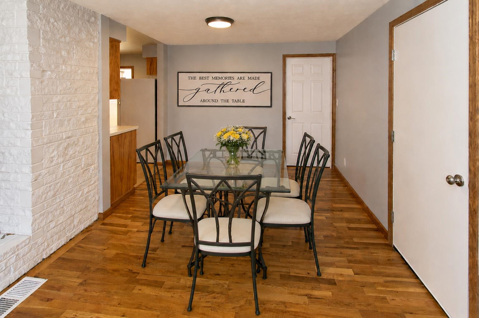 17704 N Hilltop Rd - Photo 4