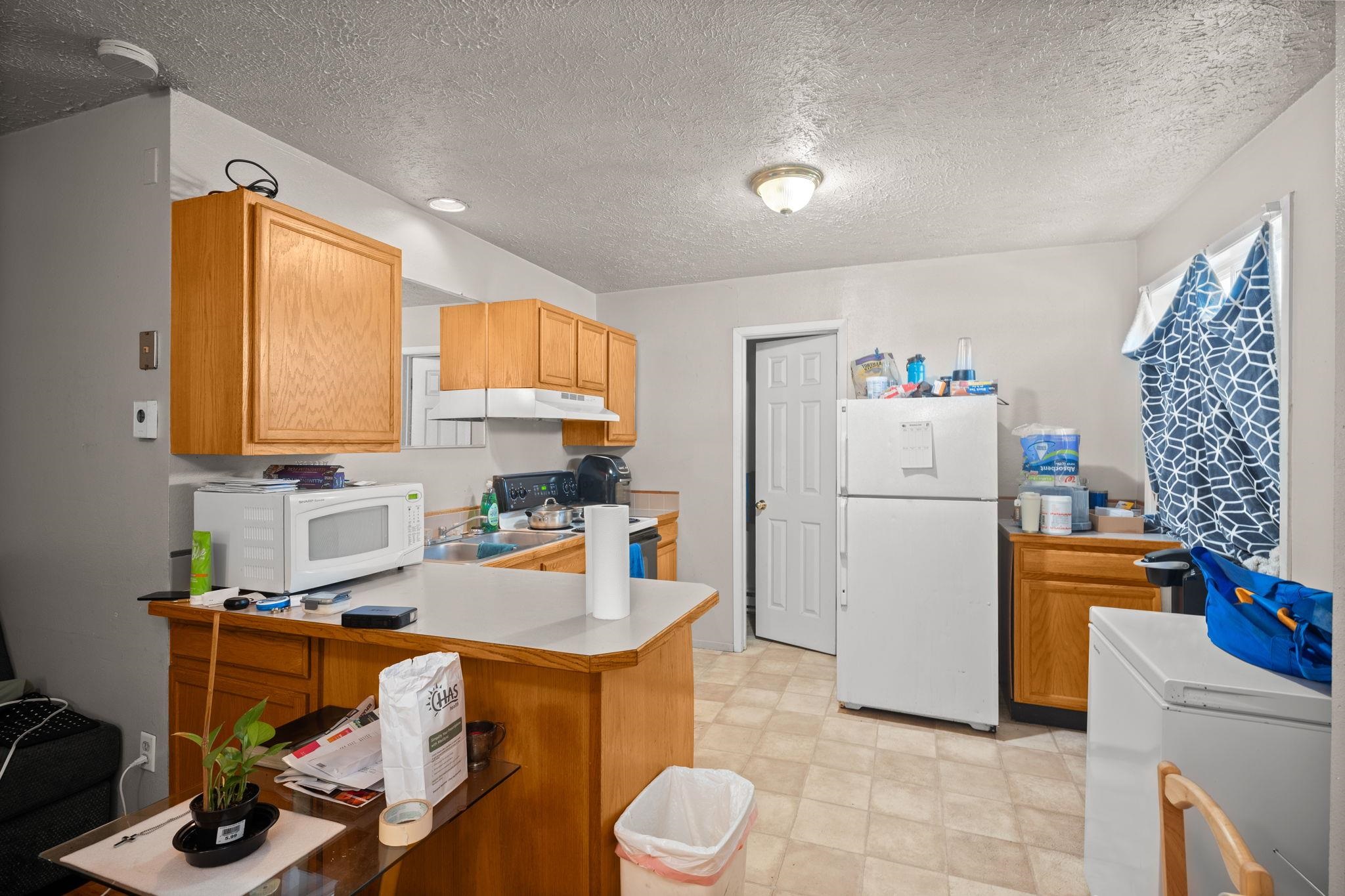 1423 N Post St - Photo 16