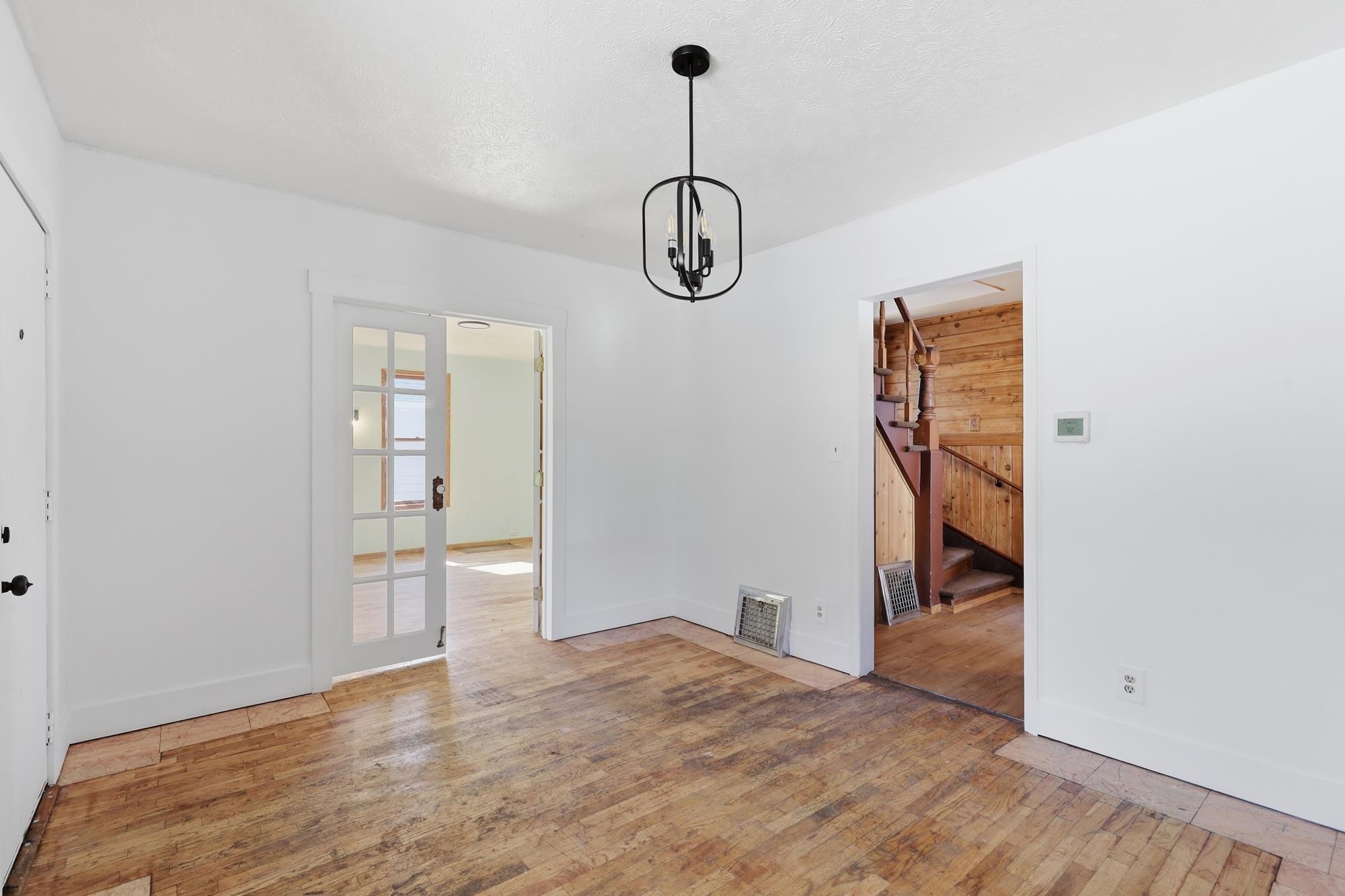 1517 E 9TH Ave - Photo 7