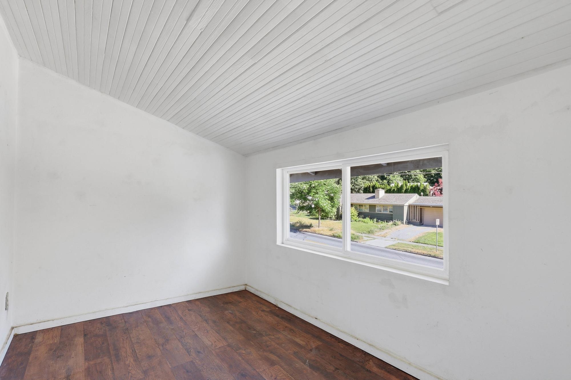 1517 E 9TH Ave - Photo 11