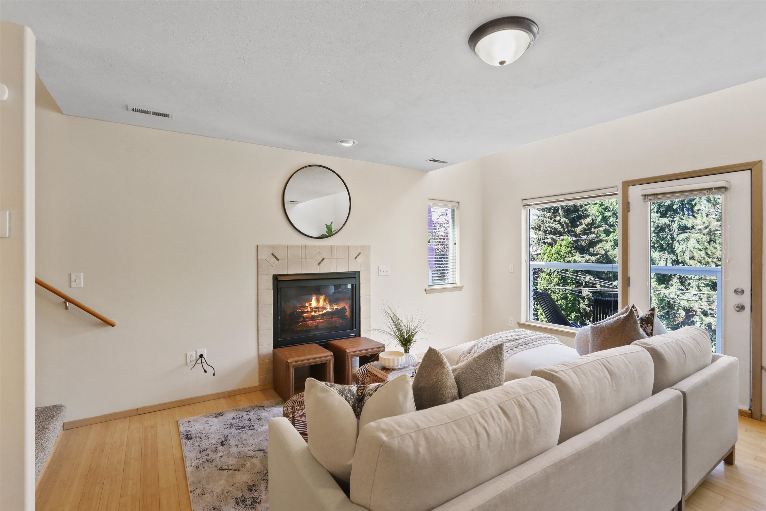 1615 W Wilson Ave - Photo 9