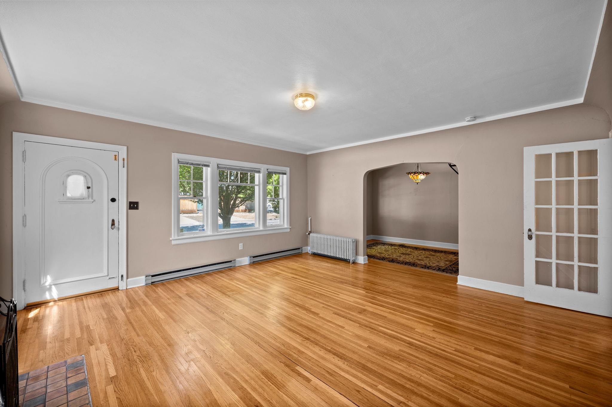 147 S Elm St - Photo 6