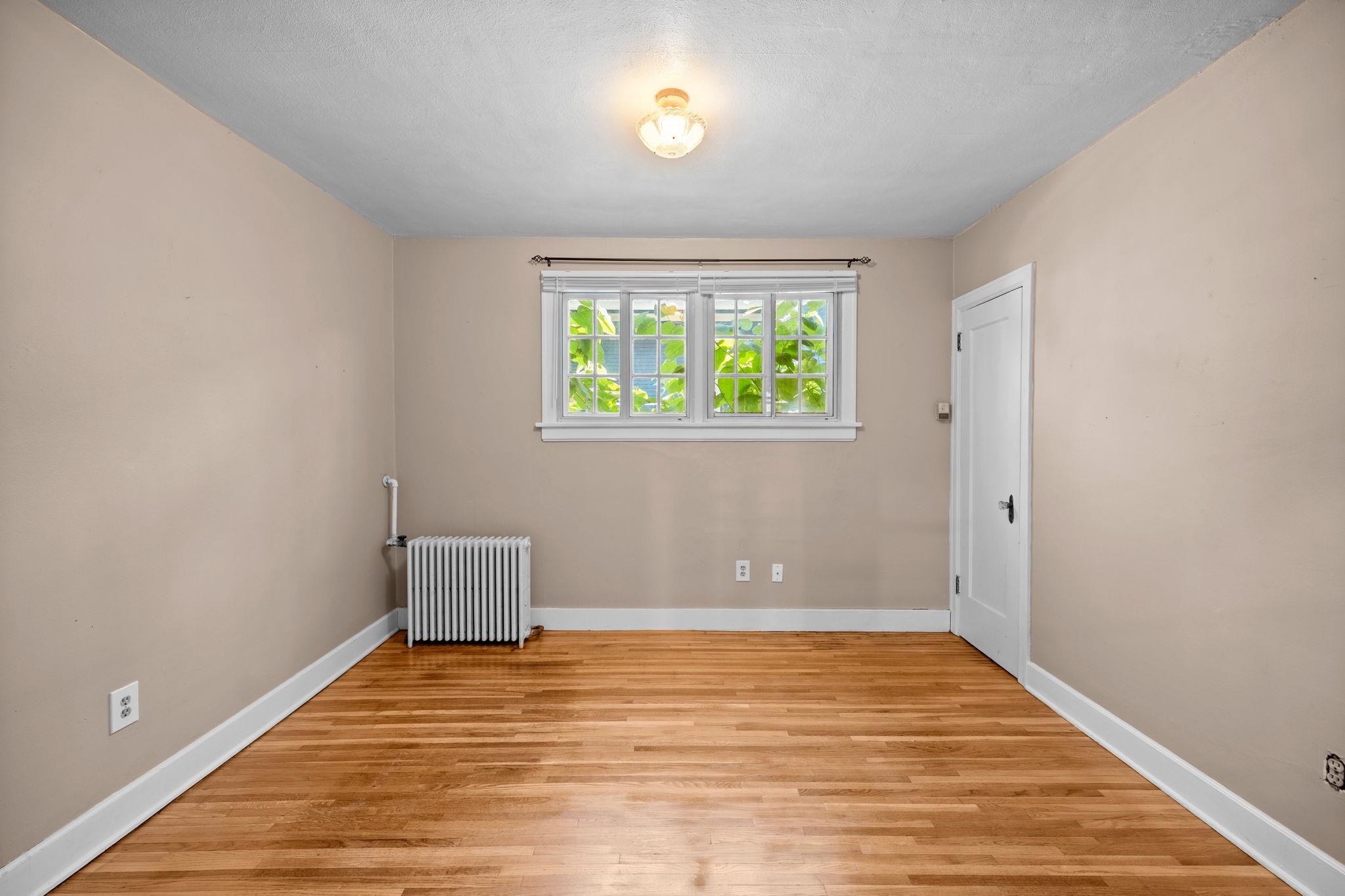 147 S Elm St - Photo 16
