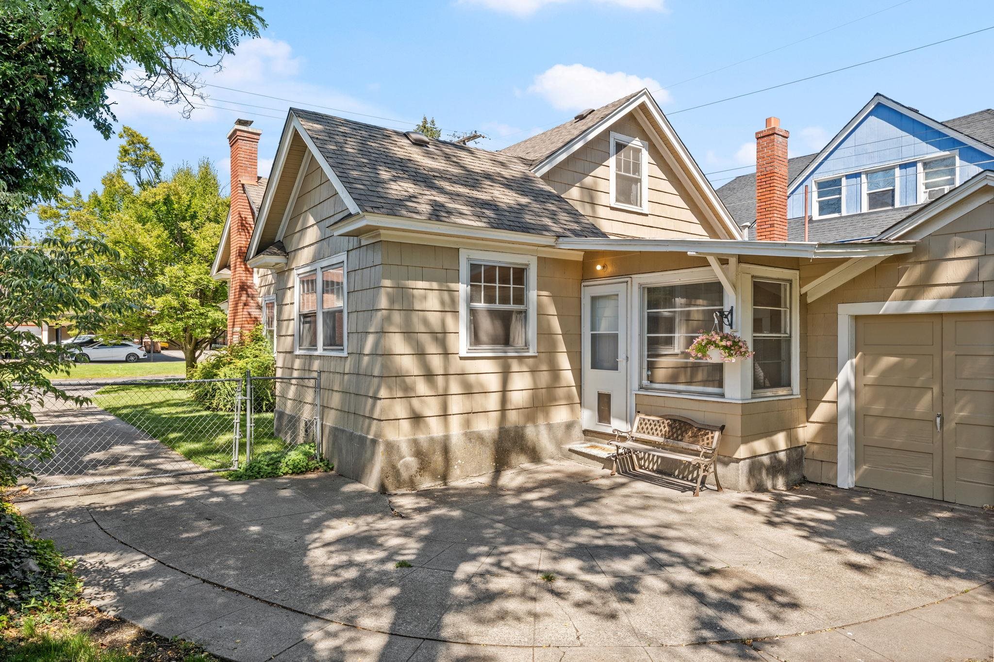 147 S Elm St - Photo 30
