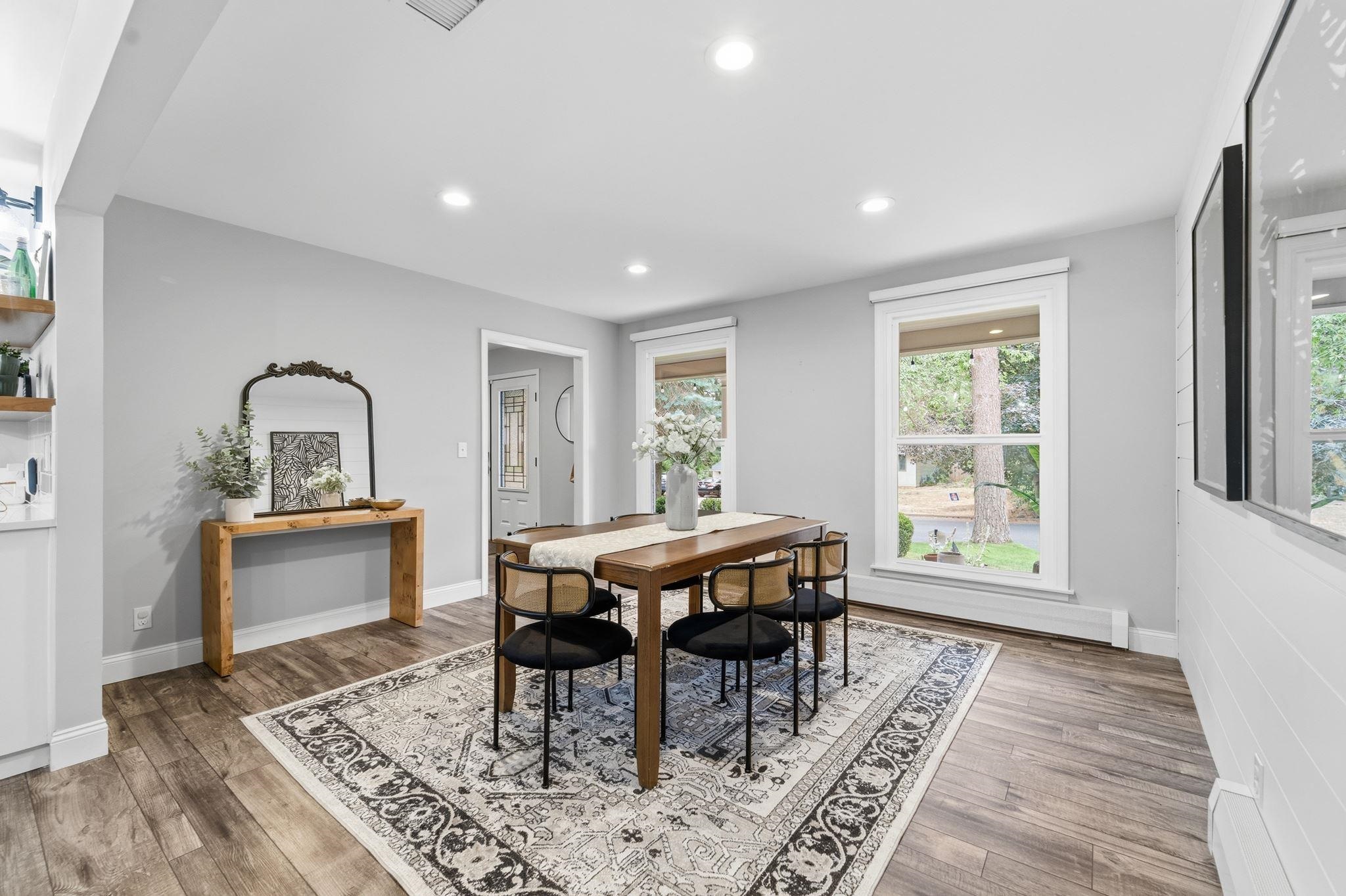 2411 E 35th Ave - Photo 8