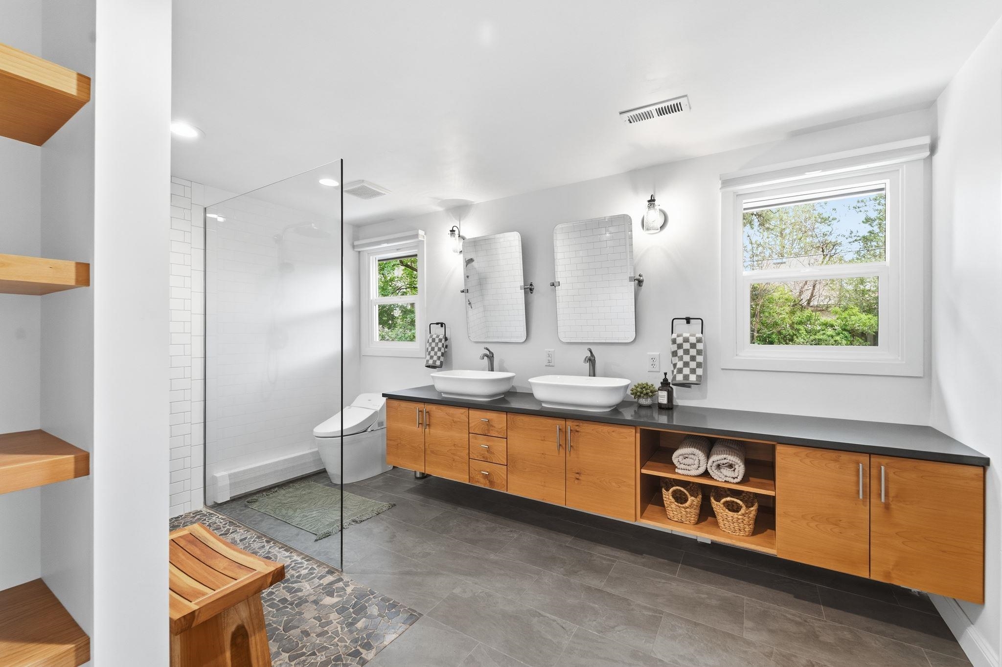2411 E 35th Ave - Photo 21