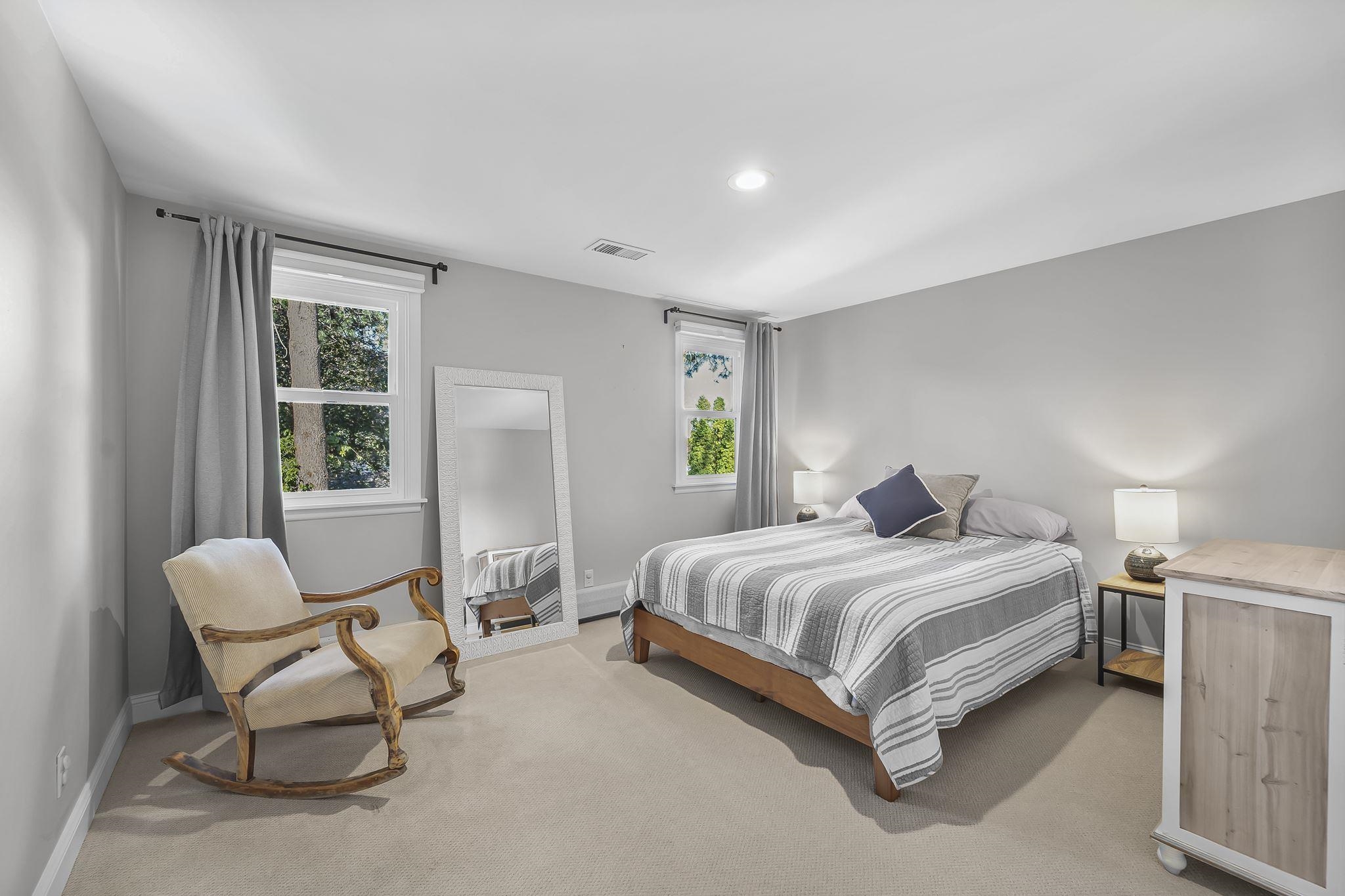 2411 E 35th Ave - Photo 24