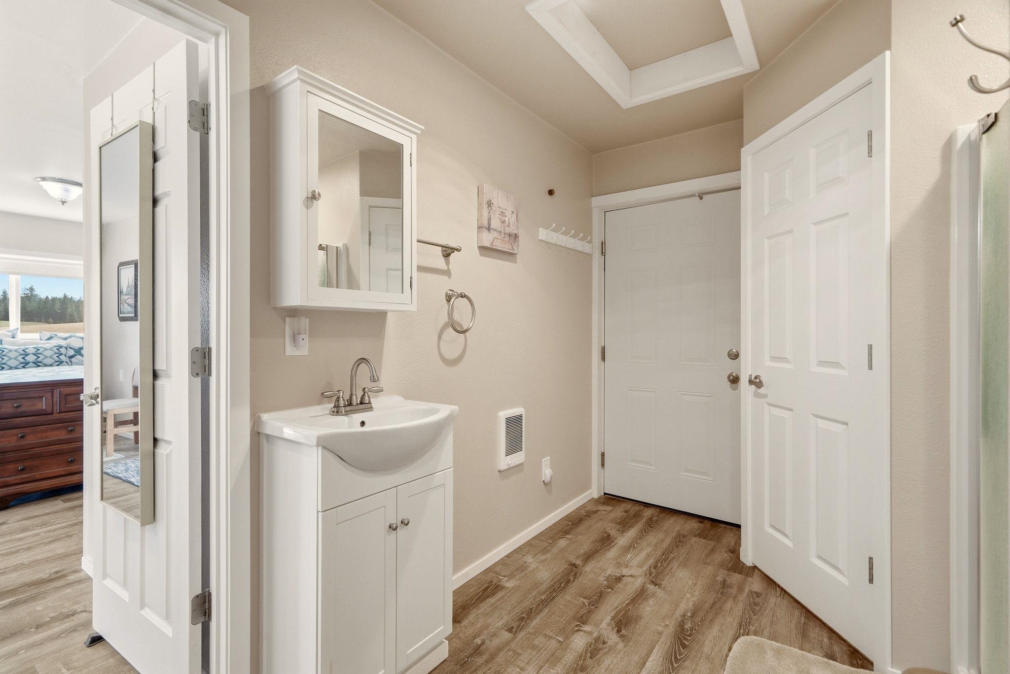 2110 W Ballard Rd - Photo 17