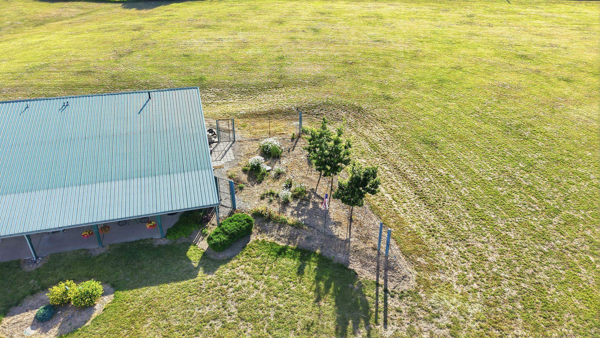 2110 W Ballard Rd - Photo 24