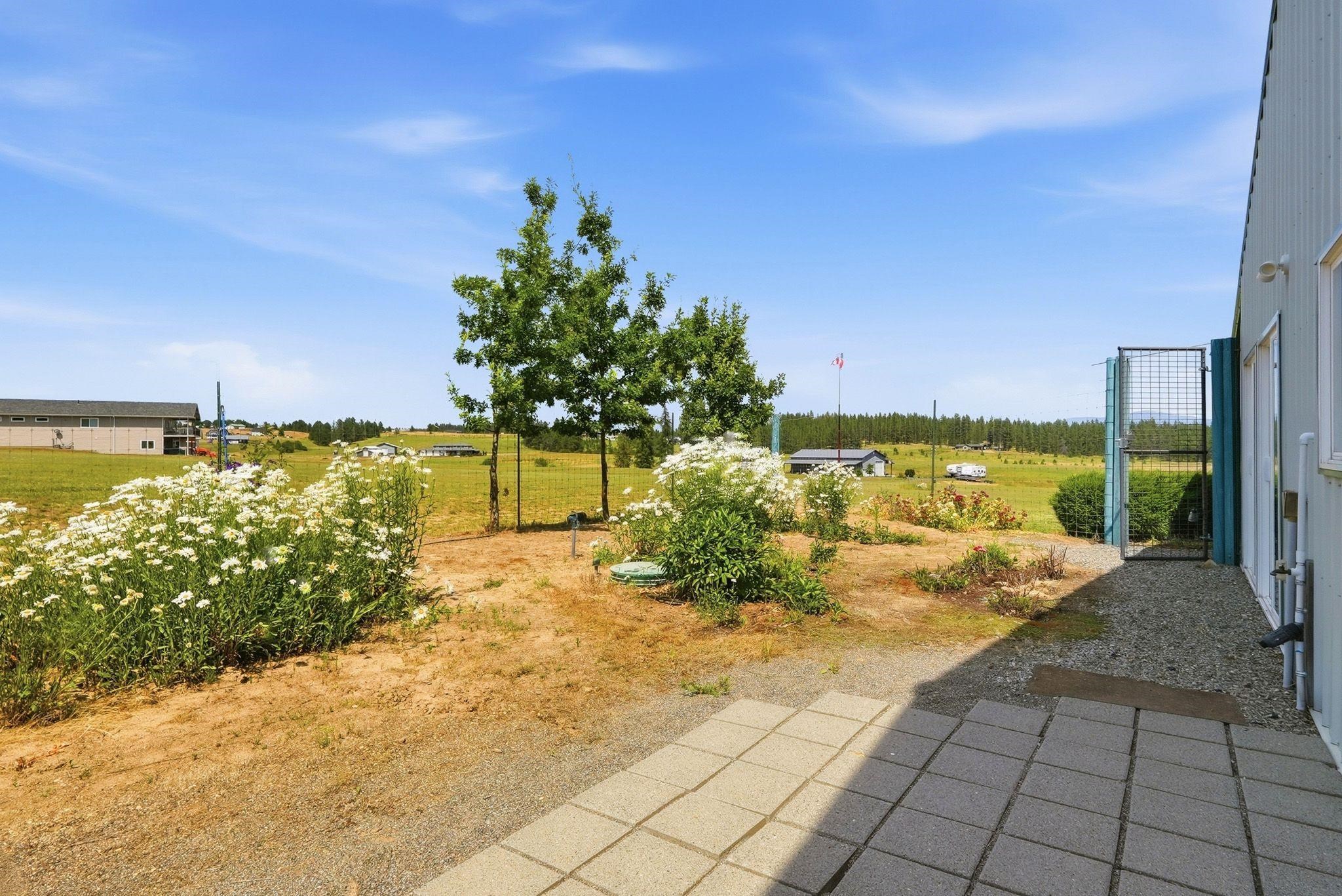 2110 W Ballard Rd - Photo 22