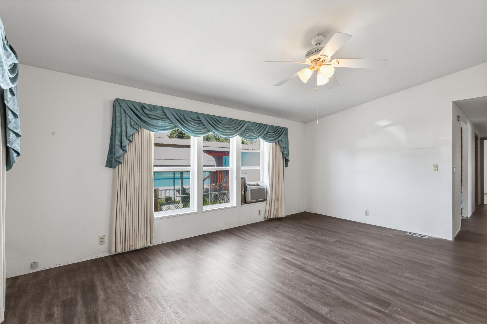 4112 E Center Rd - Photo 10