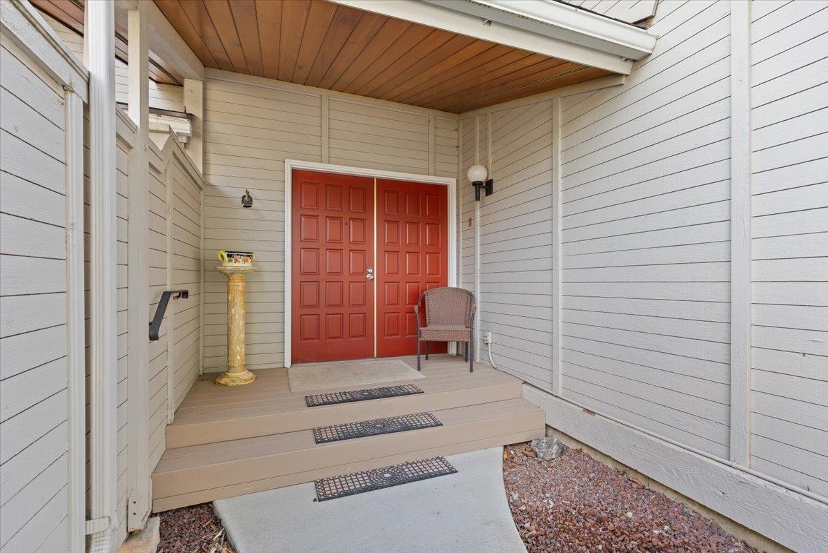 1316 E 56th Ave - Photo 2