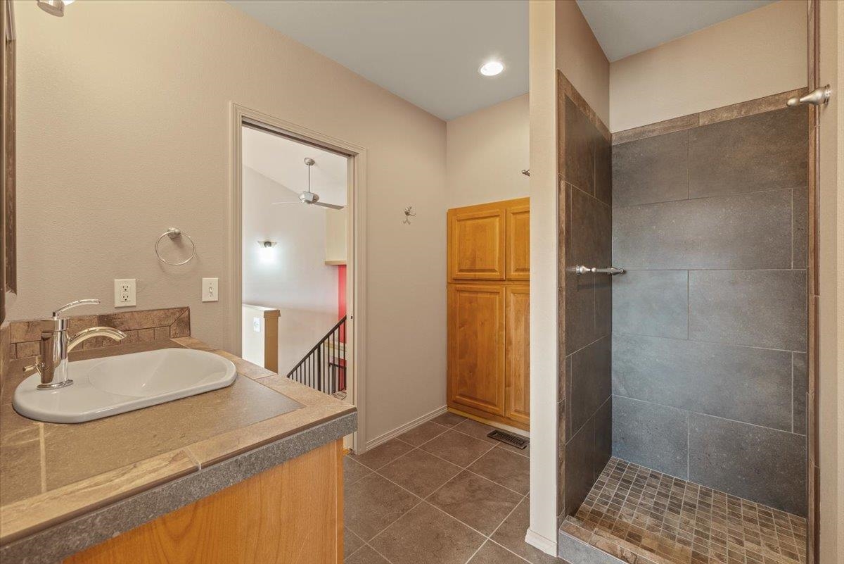 1316 E 56th Ave - Photo 12