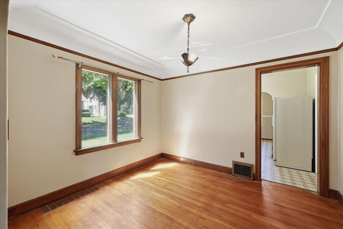 1027 E 17th Ave - Photo 10