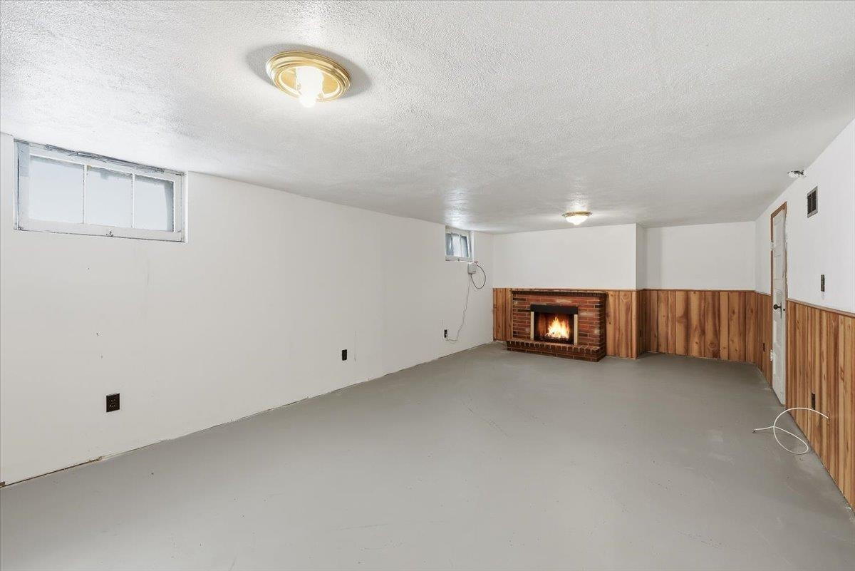 1027 E 17th Ave - Photo 24