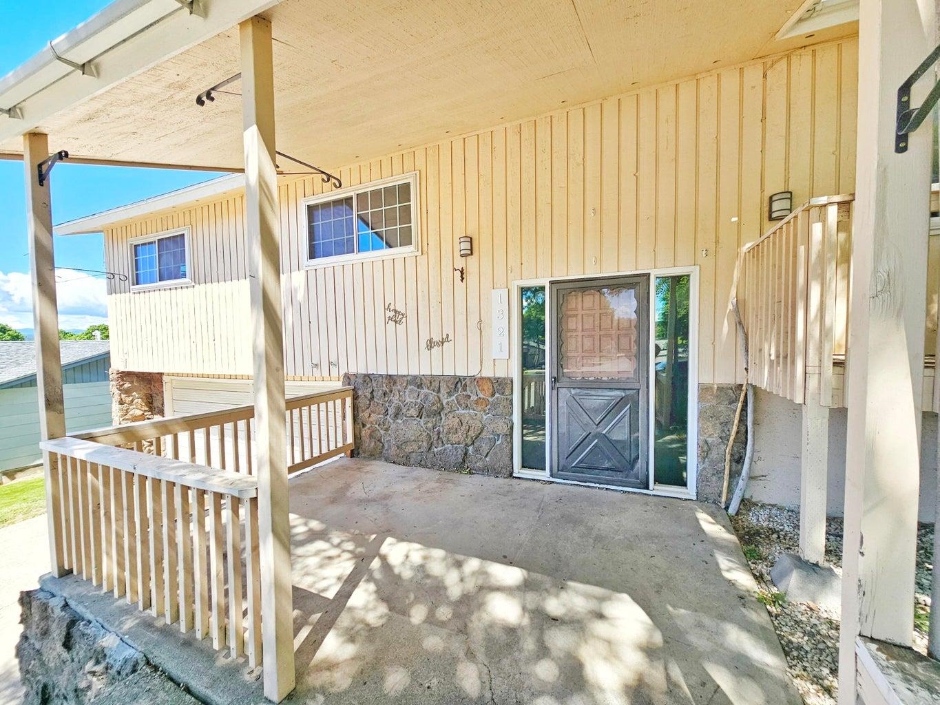 1321 E Elep Ave - Photo 2