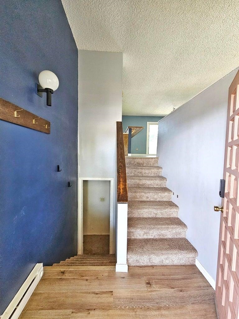 1321 E Elep Ave - Photo 3