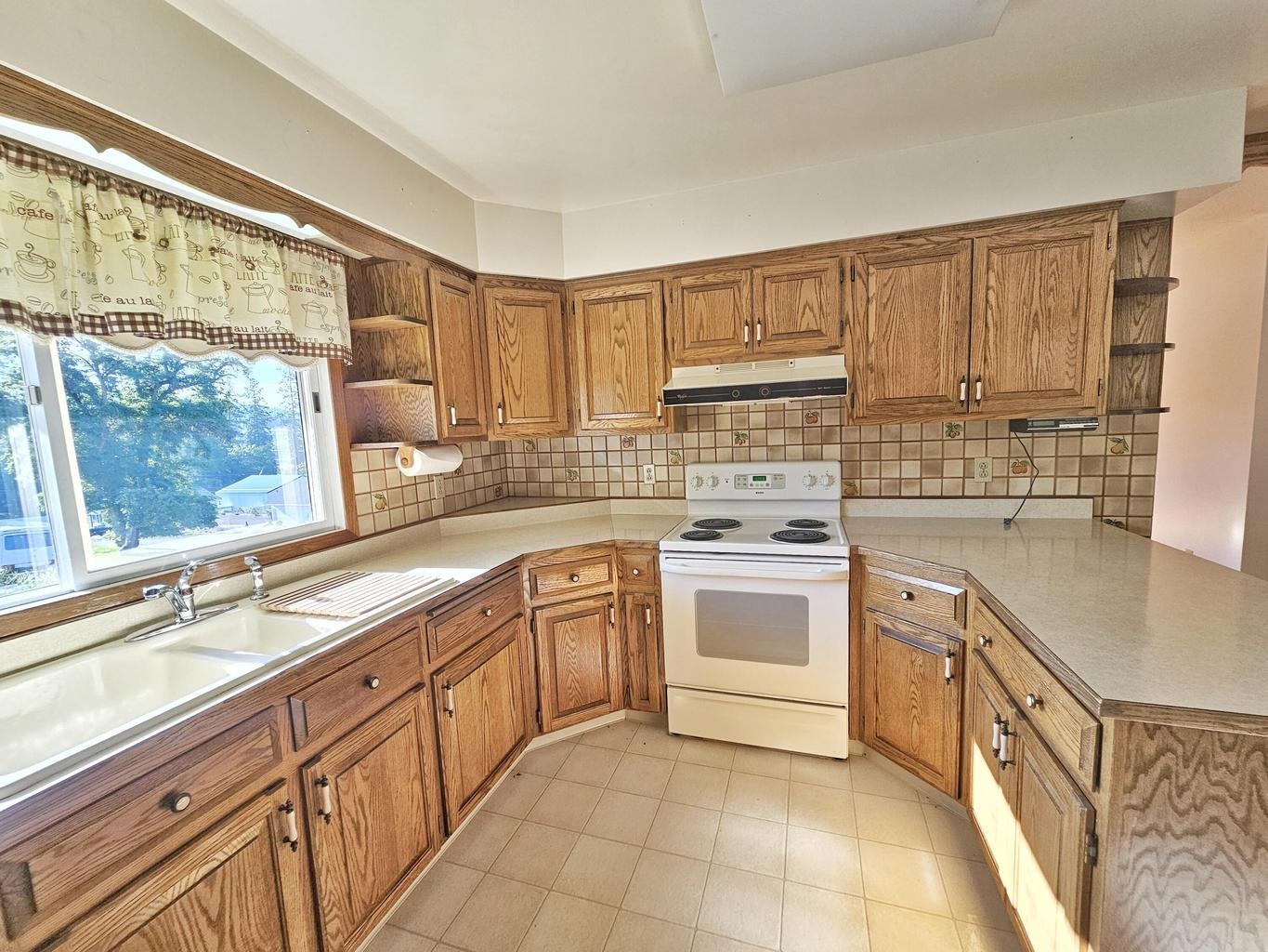 825 N Jefferson St - Photo 6