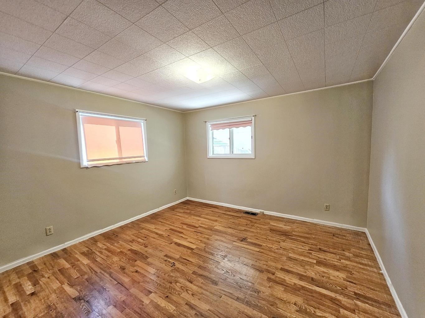 825 N Jefferson St - Photo 8