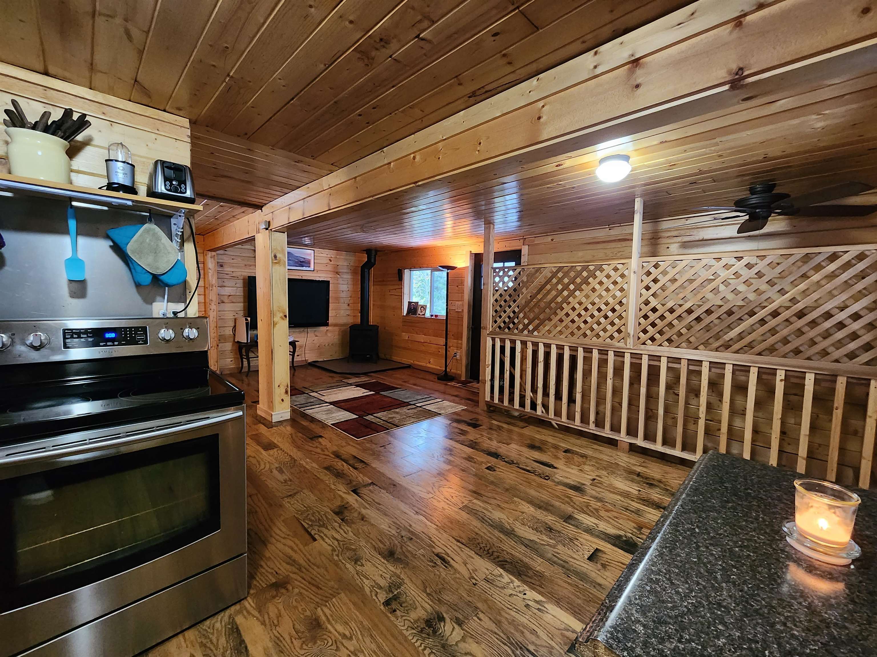 604 Deadman Creek Rd - Photo 15