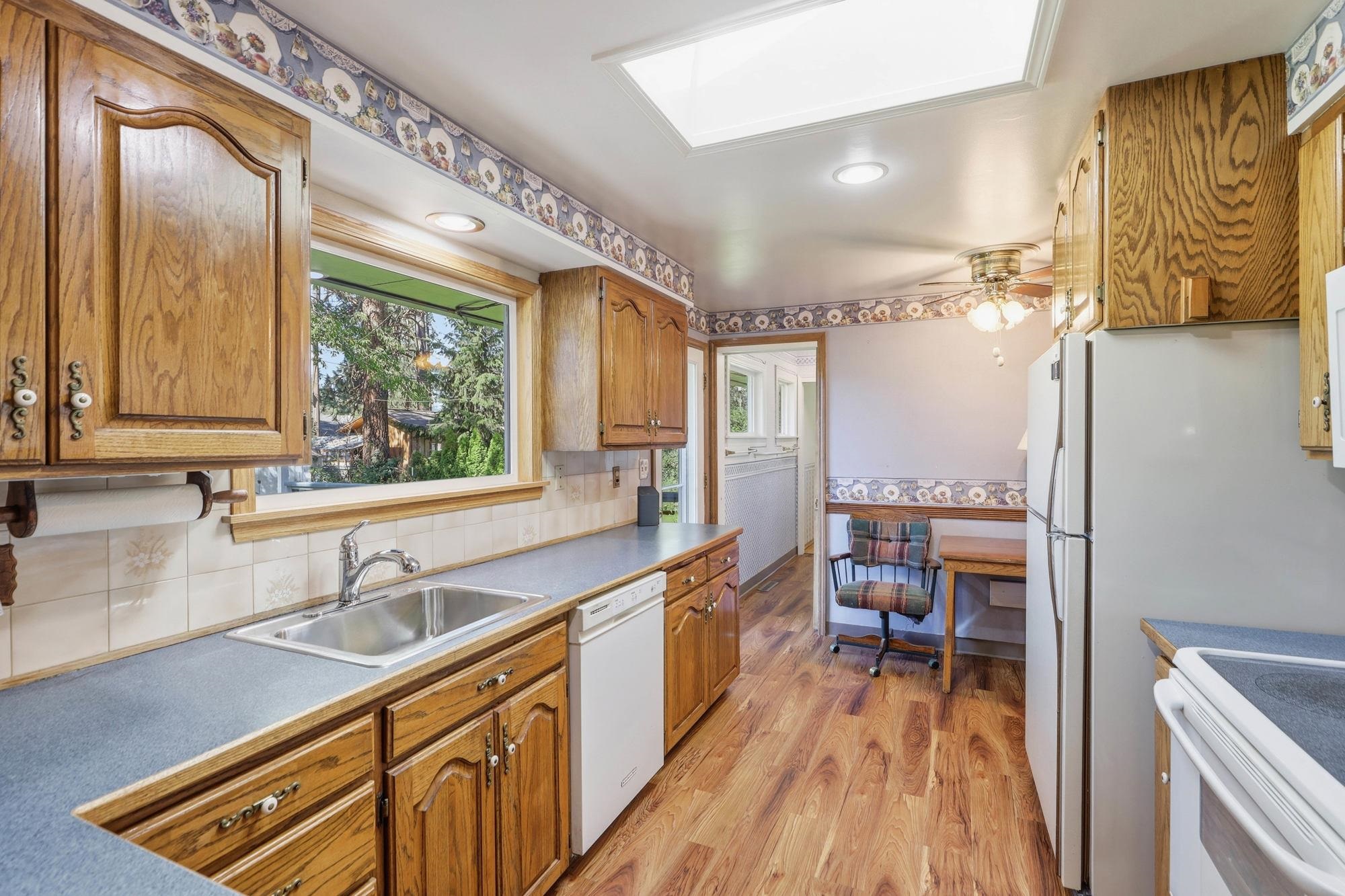 12802 E Semro Ave - Photo 9