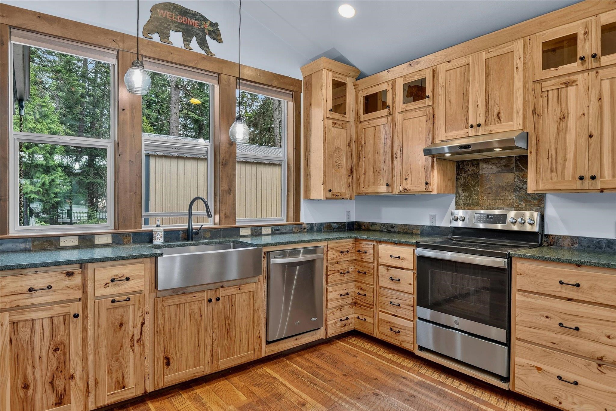 241 Pend Oreille Homes Rd - Photo 9