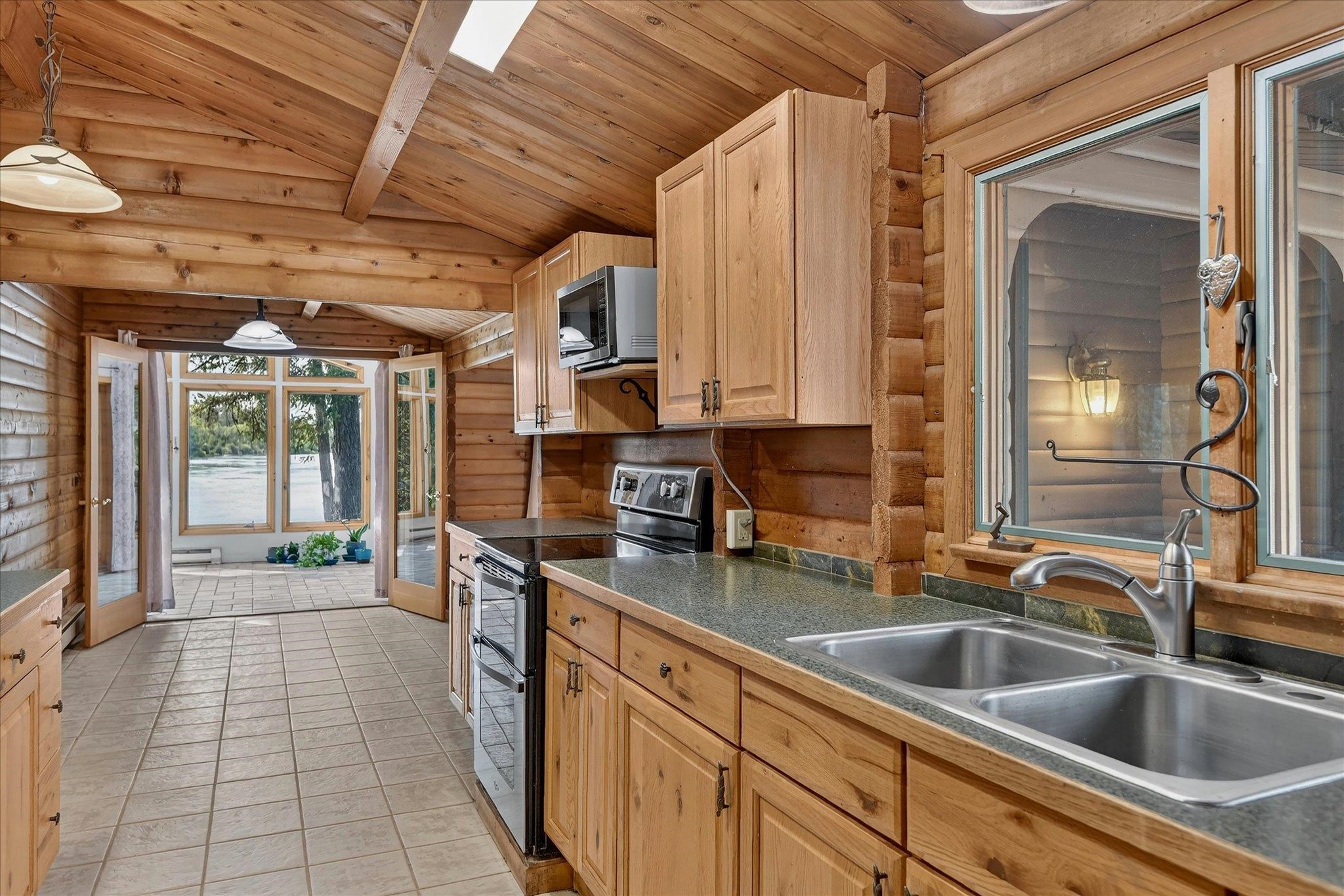 241 Pend Oreille Homes Rd - Photo 32