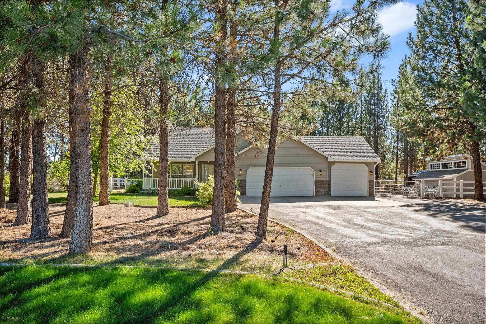 6305 Jenna Dr - Photo 3