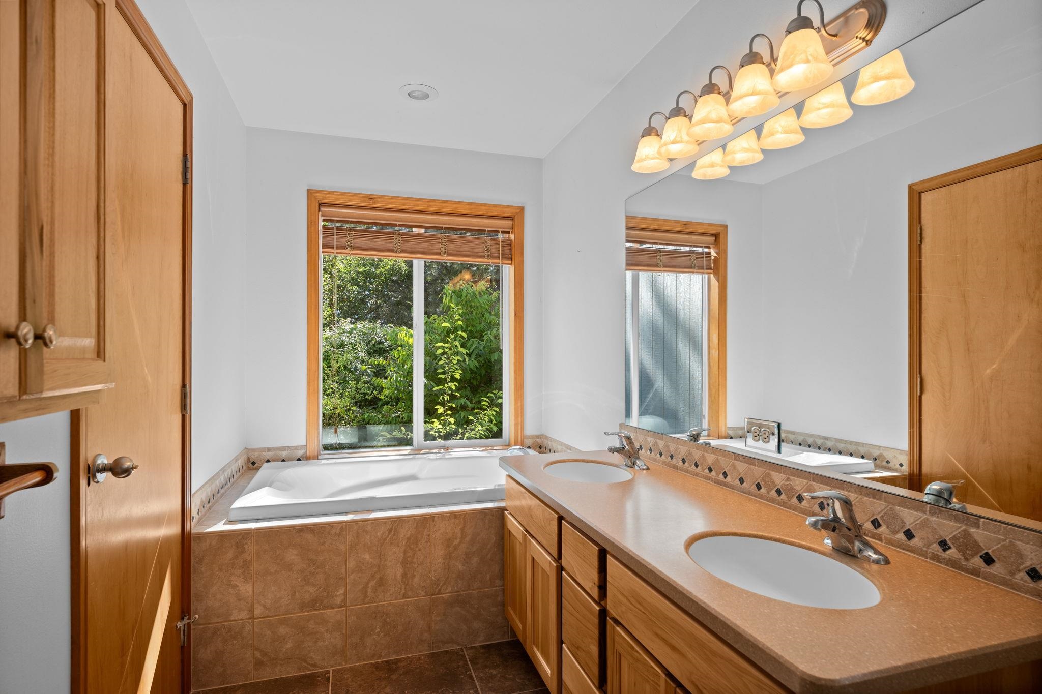 6305 Jenna Dr - Photo 12
