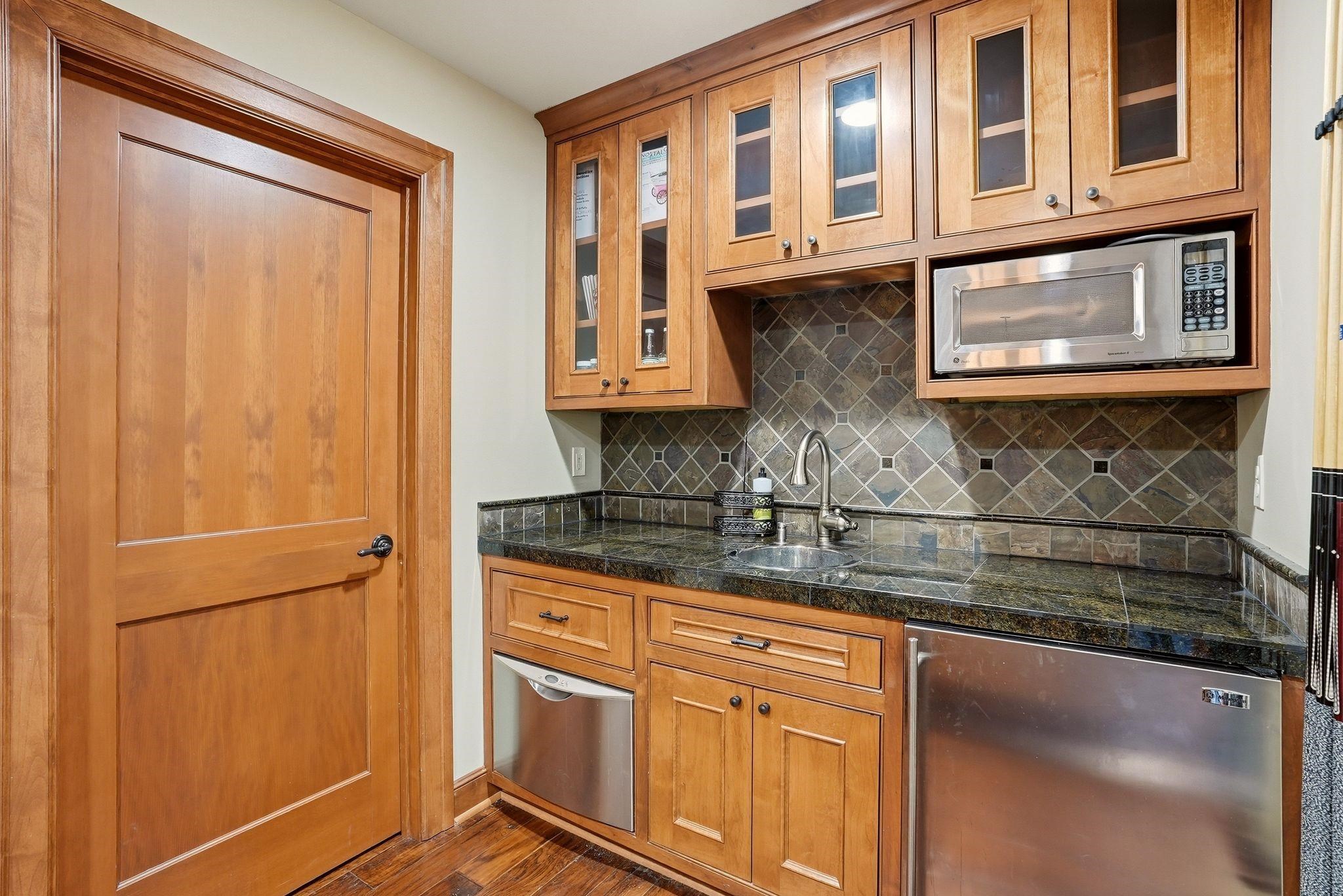 7310 E Hatch Rd - Photo 21