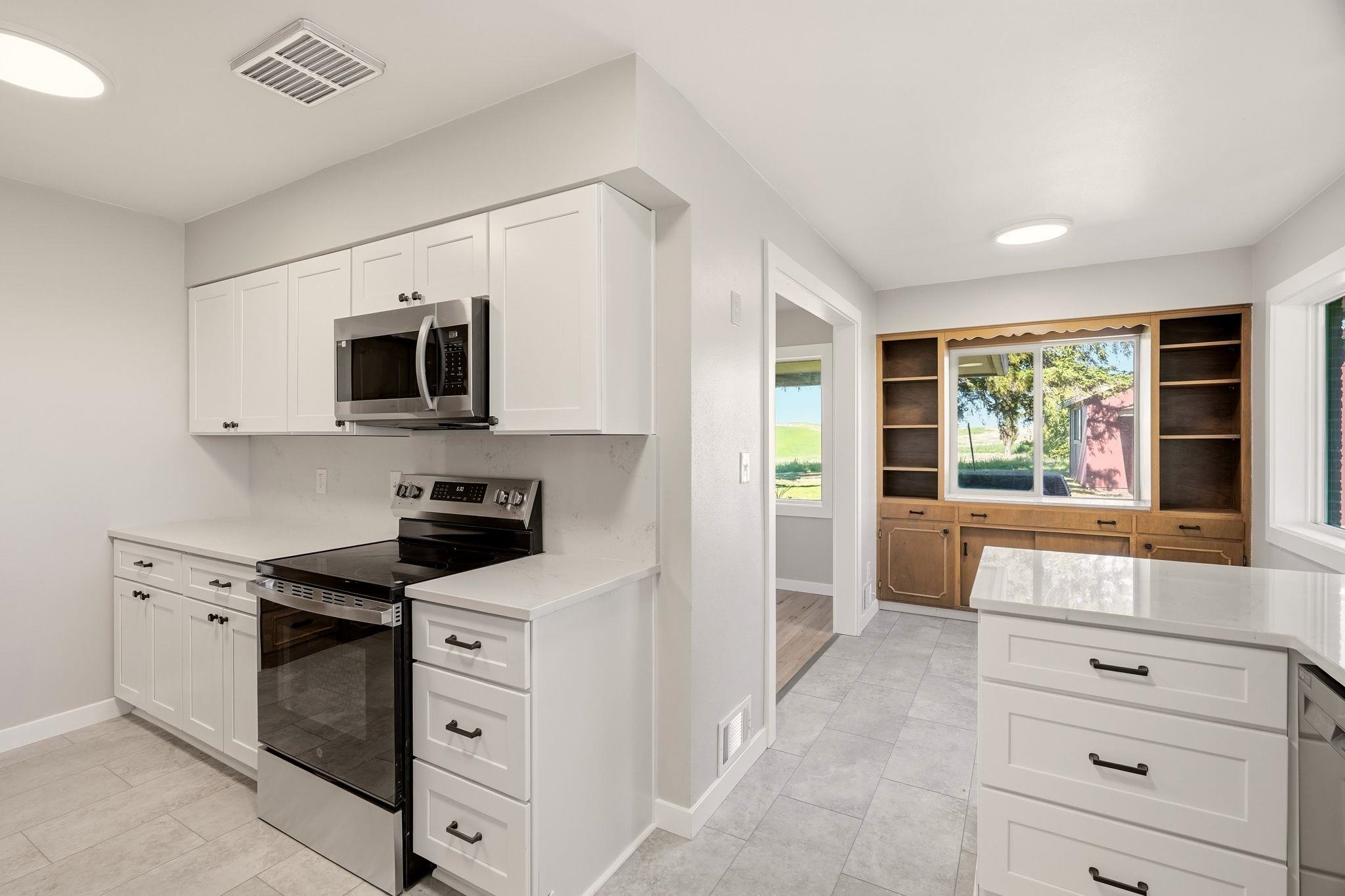 11213 E CAMERON Rd - Photo 8