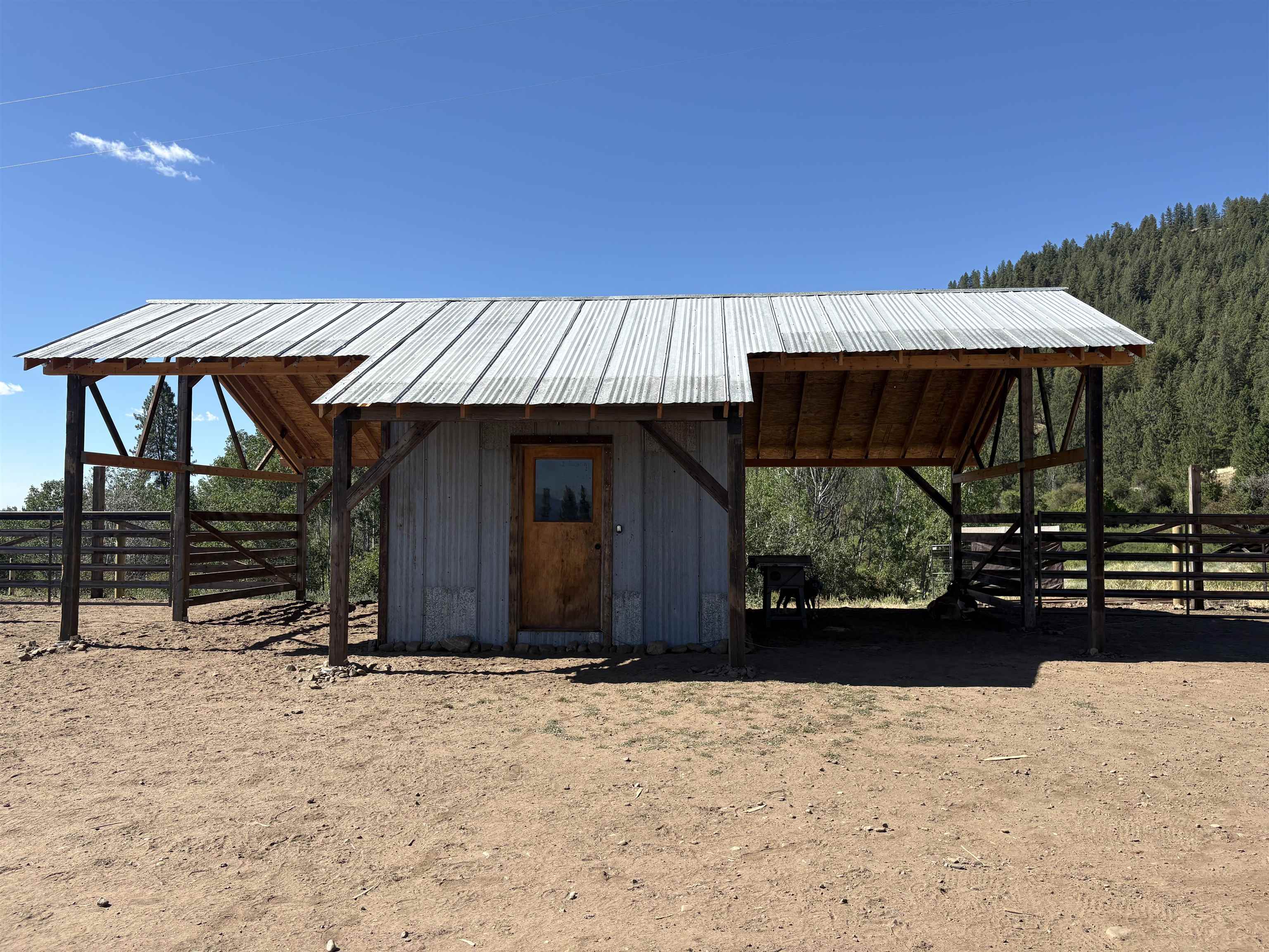 3296 Silver Creek Rd - Photo 29
