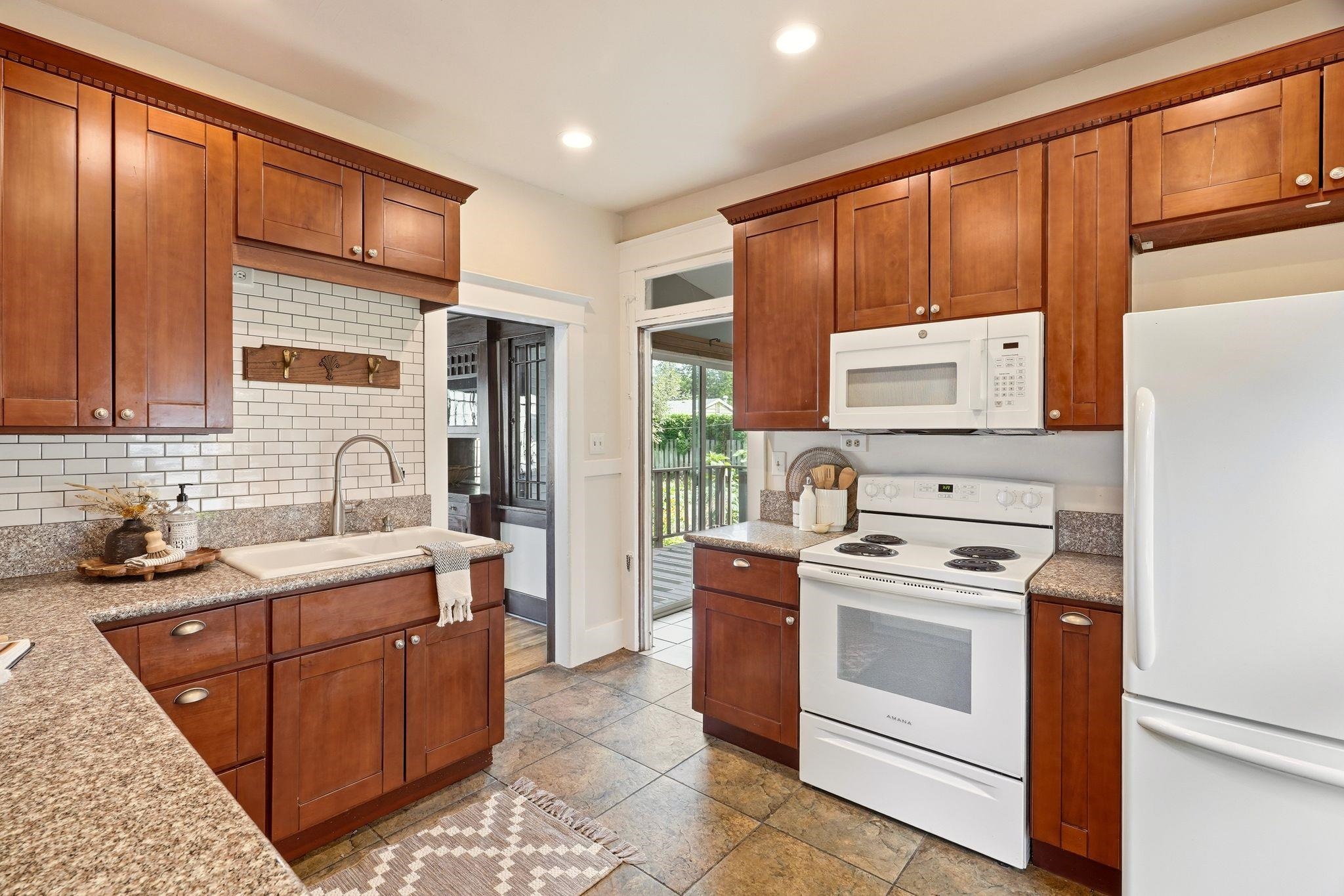 515 W 15th Ave - Photo 12