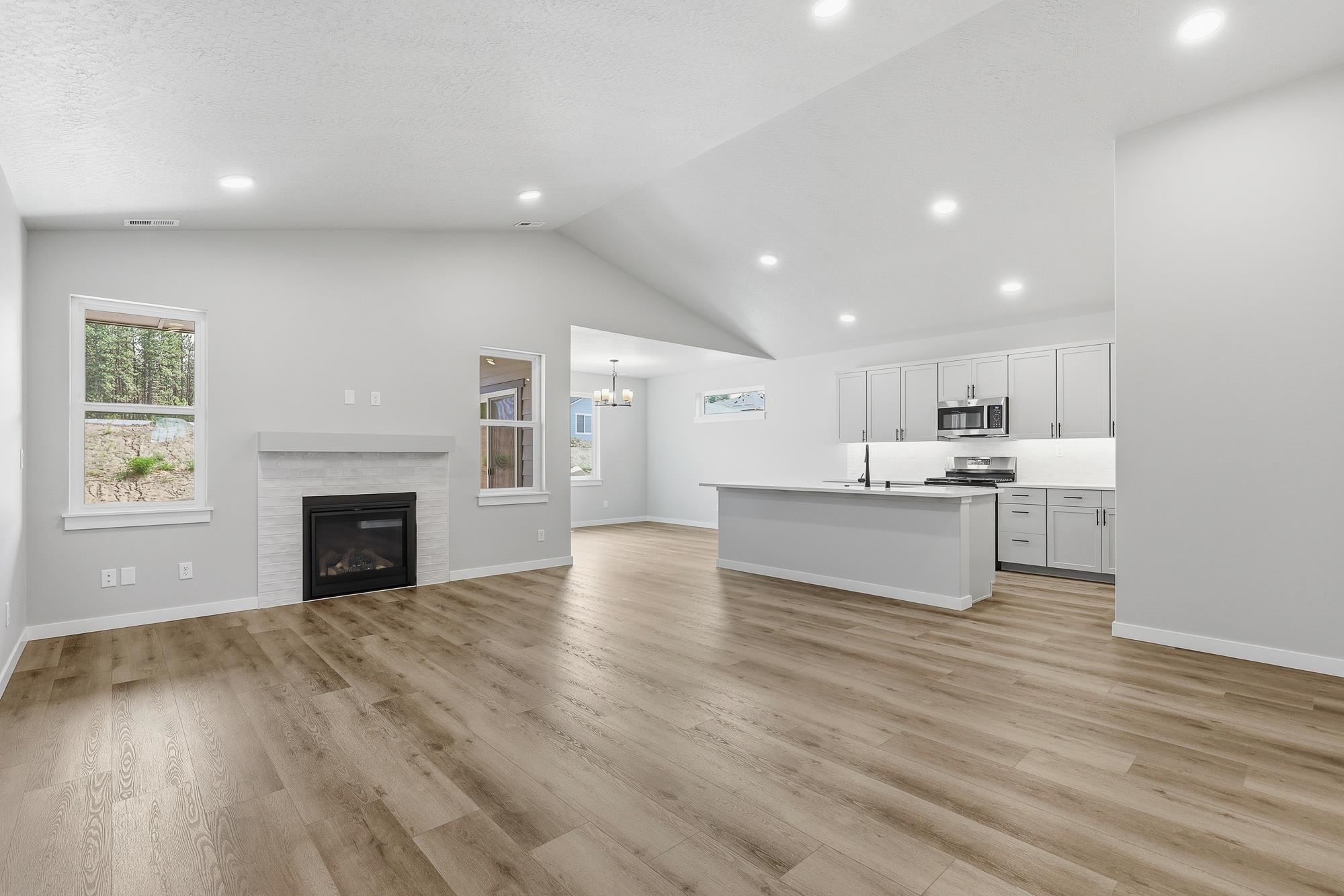 1517 W 68th Ave - Photo 3