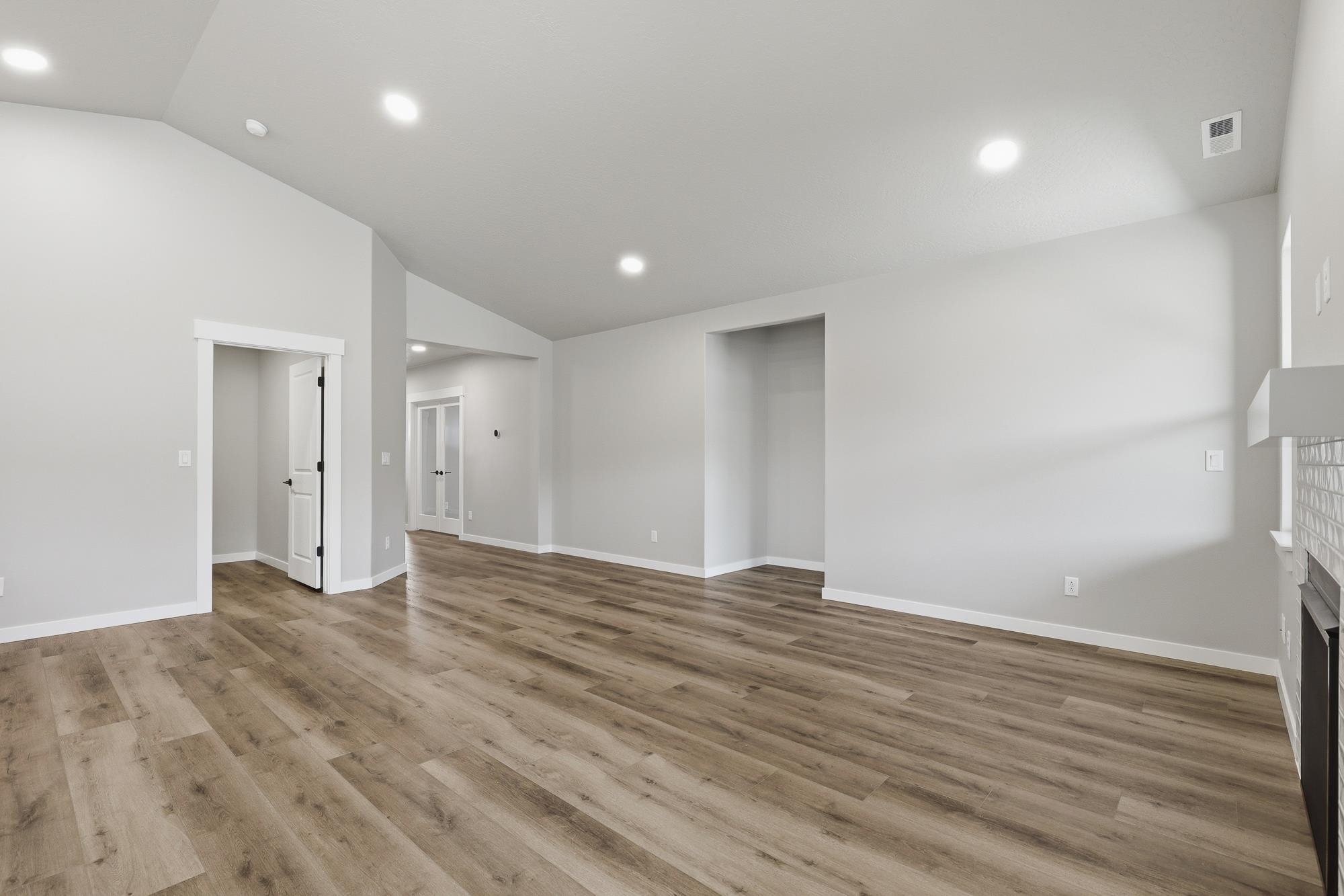 1517 W 68th Ave - Photo 4