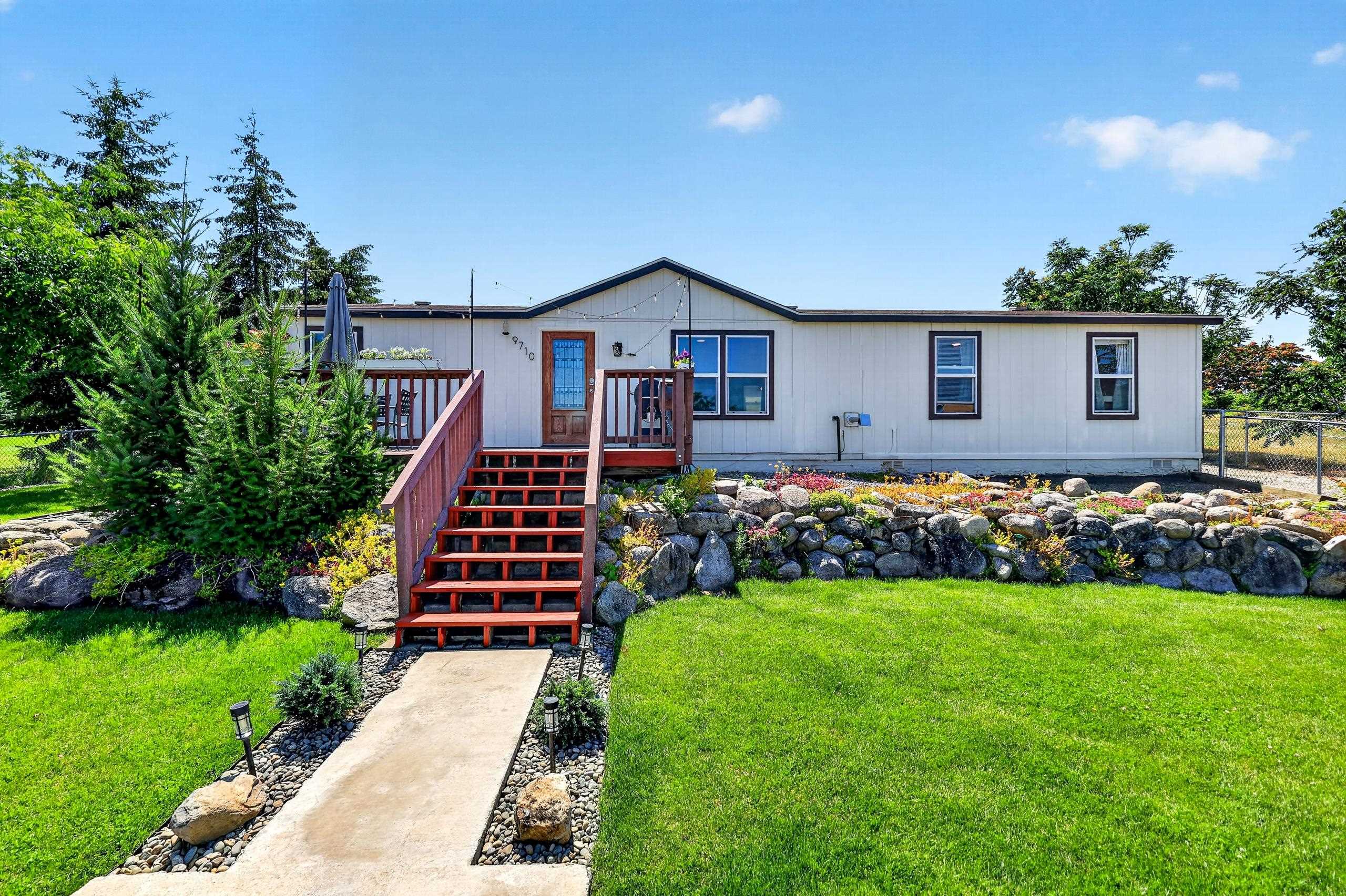 9710 E Knox Ave - Photo 1