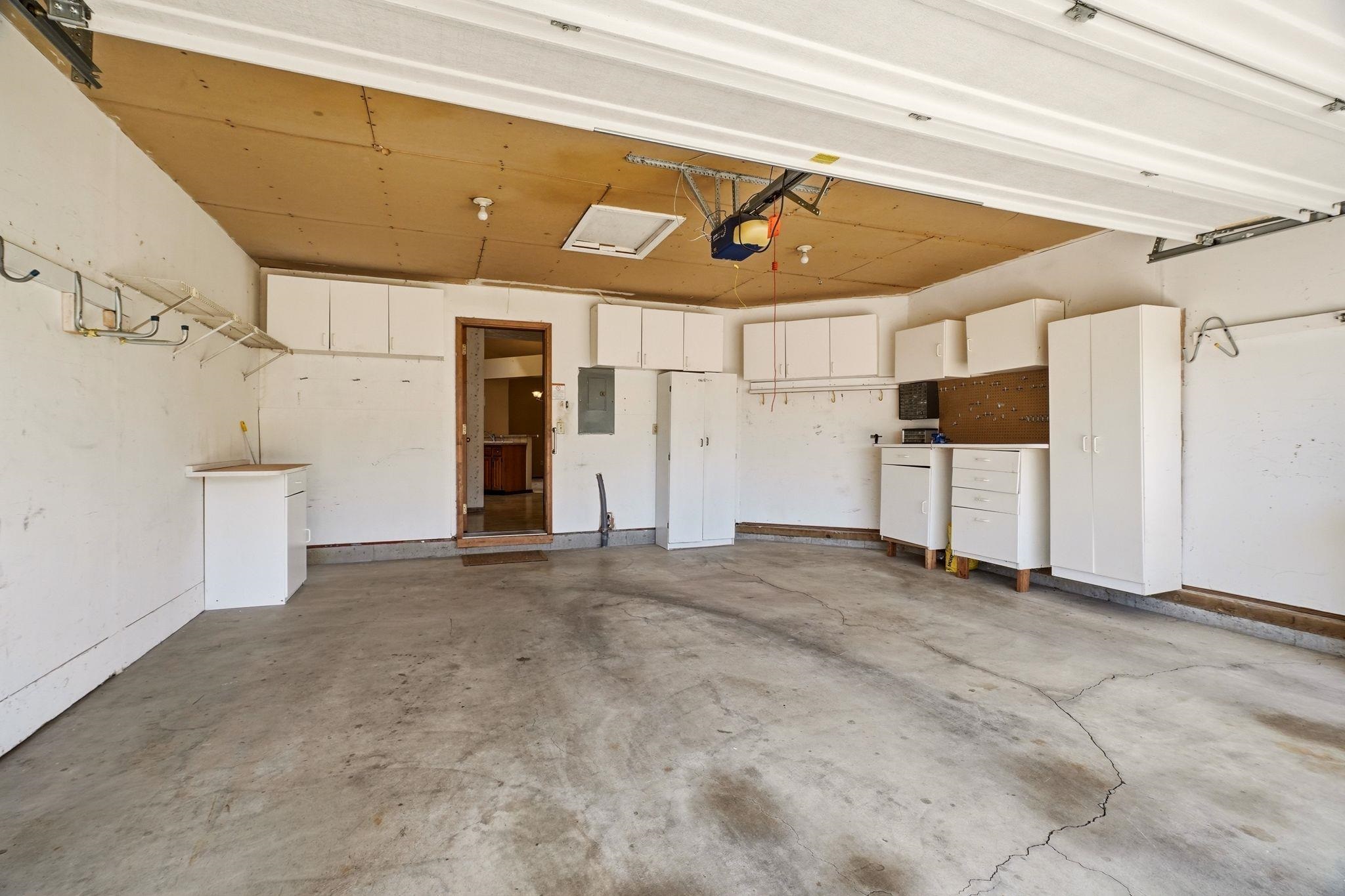 6907 N HAMILTON St - Photo 30