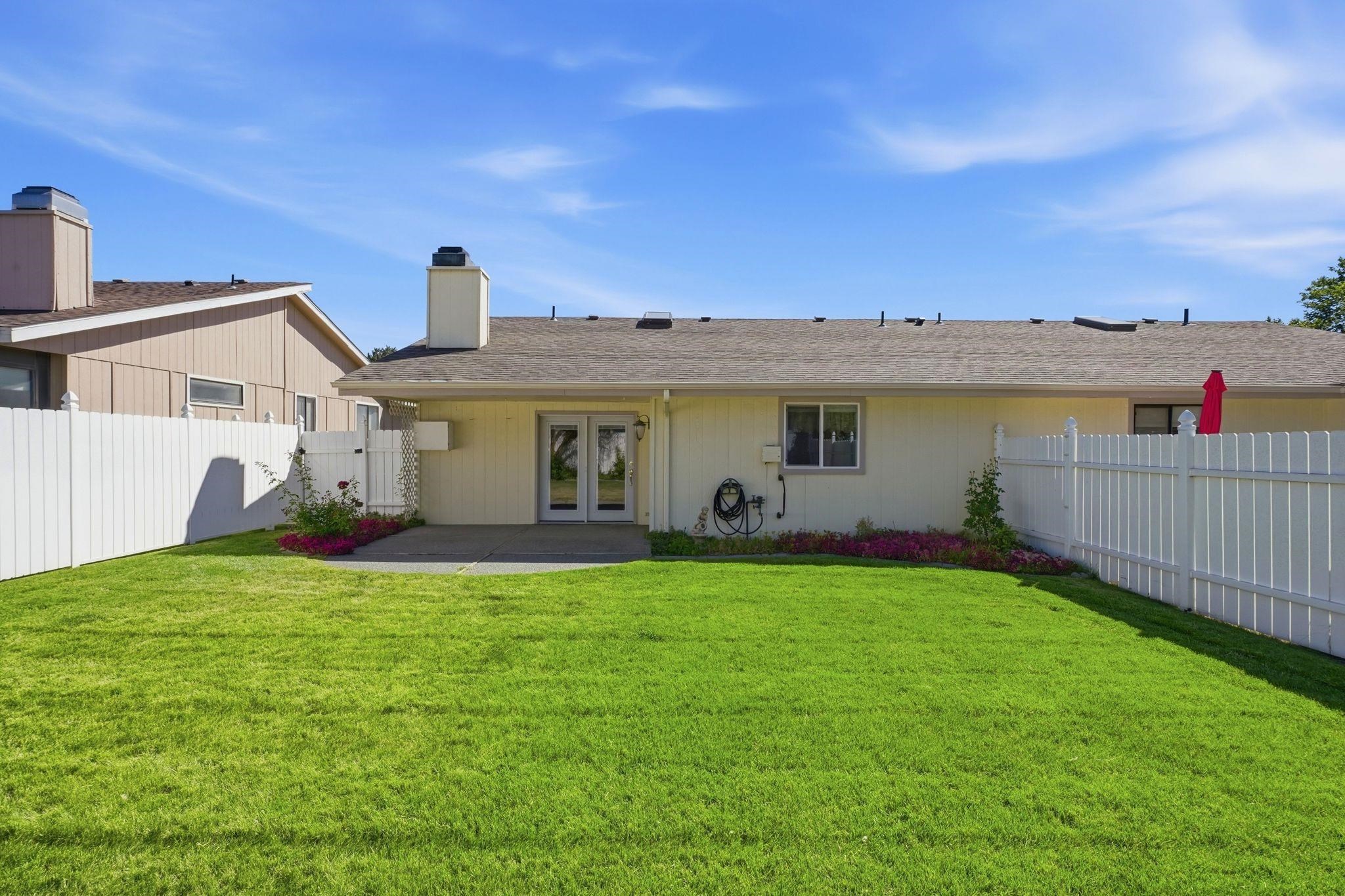 6907 N HAMILTON St - Photo 35