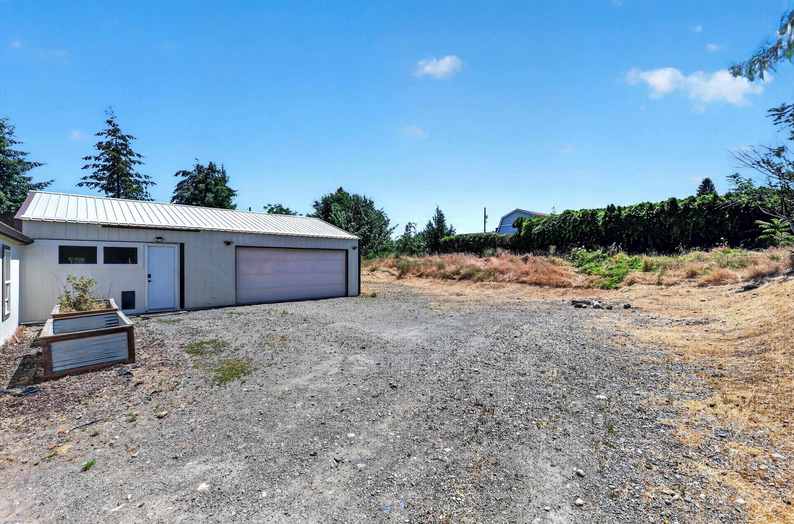 9710 E Knox Ave - Photo 39