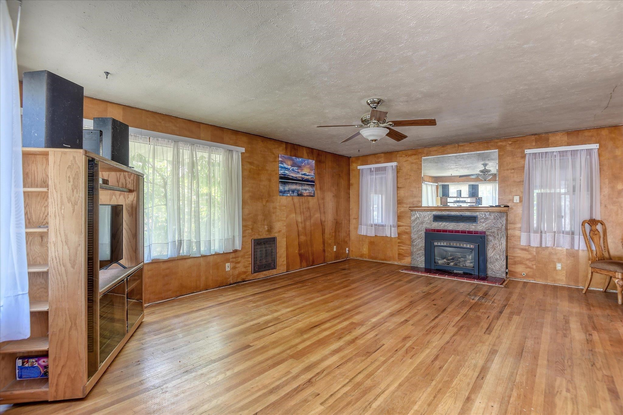 1504 S Bowdish Rd - Photo 4